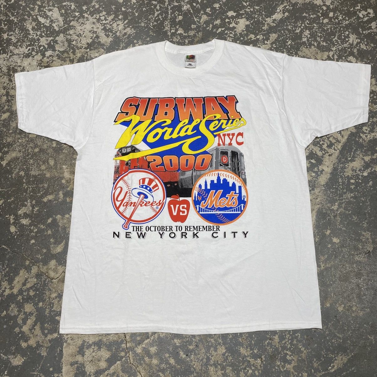 MLB × New York Yankees × Vintage Vintage Subway World Series 2000 Yankees Vs Mets NYC Tshirt Size US XXL / EU 58 / 5 - 1 Thumbnail