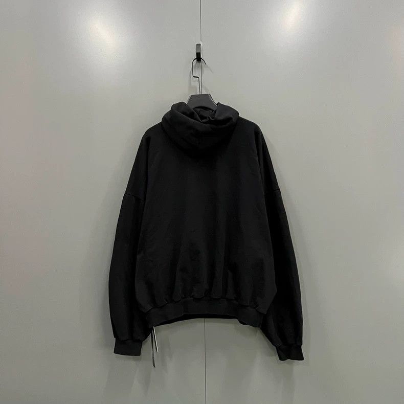 Balenciaga Balenciaga Black front embroidered logo hoodie Size US XL / EU 56 / 4 - 2 Thumbnail