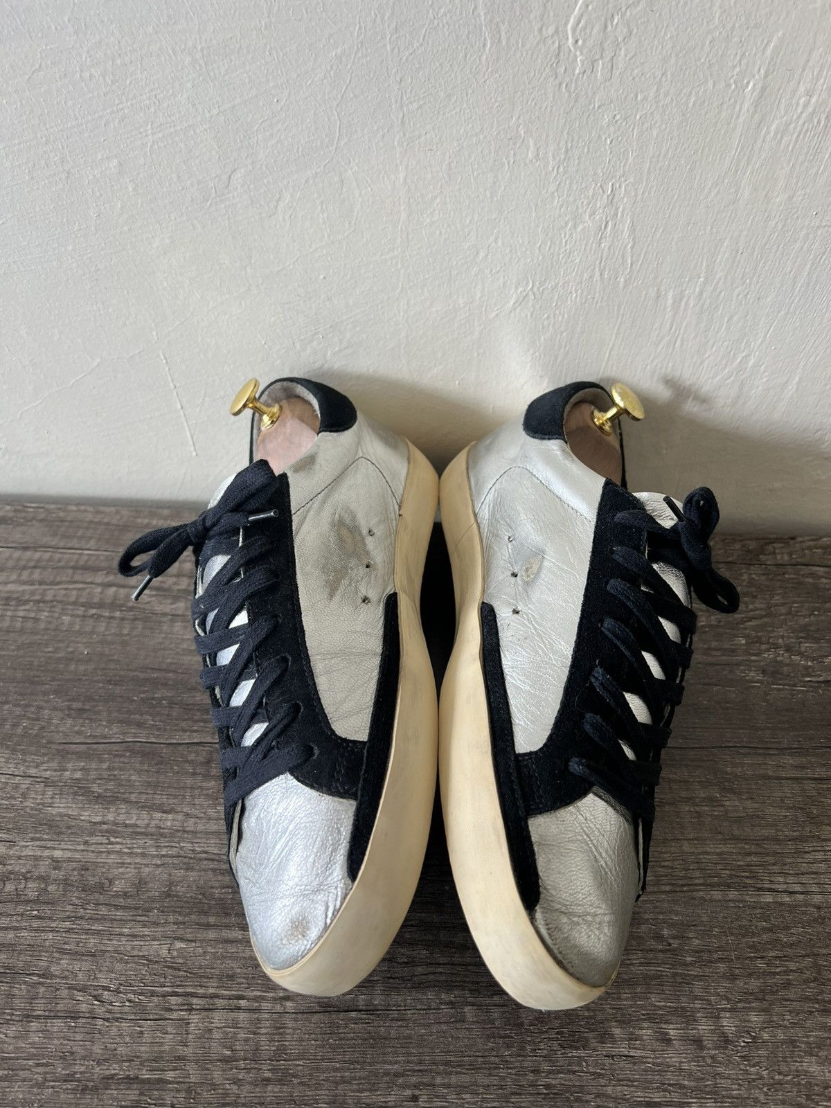 Golden Goose GOLDEN GOOSE SUPER STAR SNEAKERS DELUXE BRAND(GGDB) Size US 8 / EU 41 - 5 Thumbnail