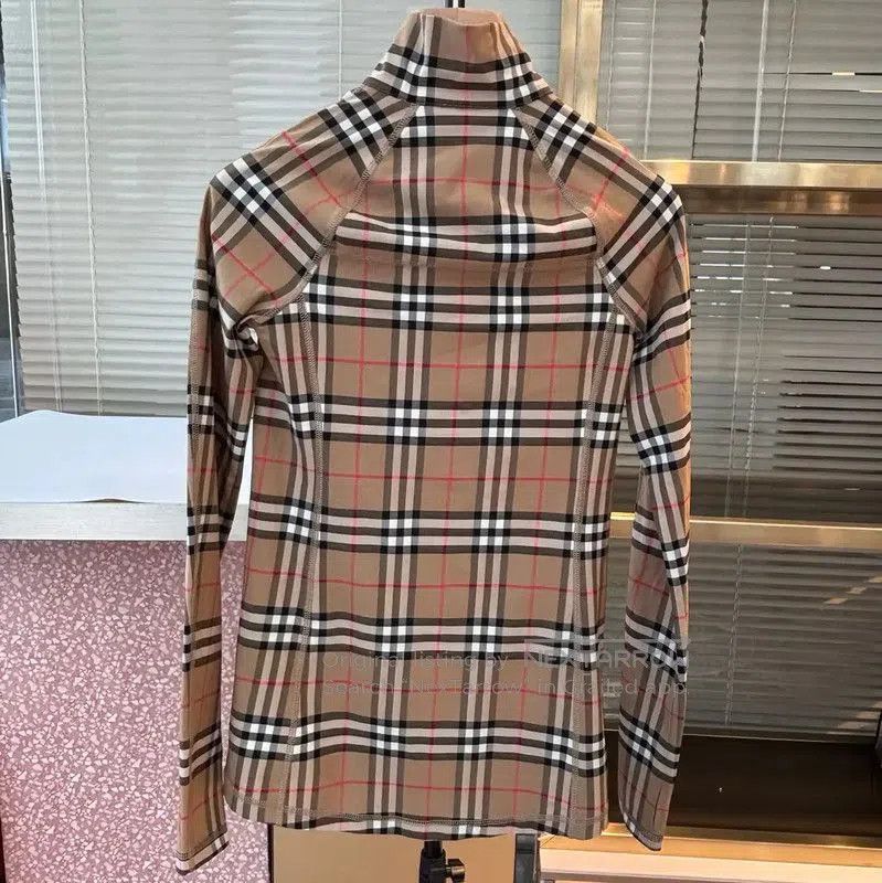Burberry Burberry XS Camel Long Sleeve Sweatshirt. Size XS / US 0-2 / IT 36-38 - 2 Thumbnail