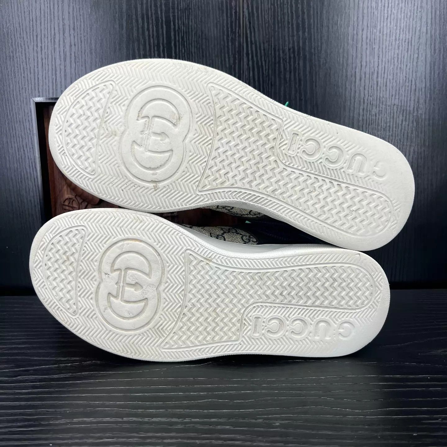 Gucci Gucci Cookie Sneaker White Blue 6/40 Original Box Size US 7 / EU 40 - 8 Thumbnail