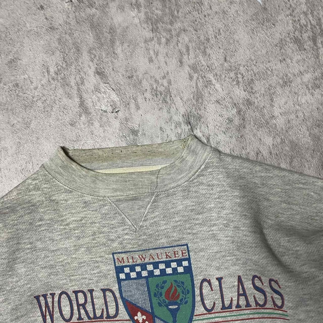 Other Grey vintage 90s sweatshirt with embroidered logo Size US L / EU 52-54 / 3 - 2 Thumbnail