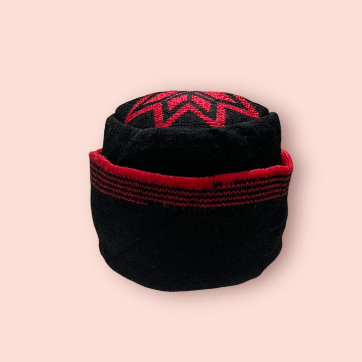 14th Addiction × Homespun Knitwear × Japanese Brand VINTAGE RED SNOWFLAKE LOGO KNITTED ALT BEANIE HAT Size ONE SIZE - 21 Thumbnail