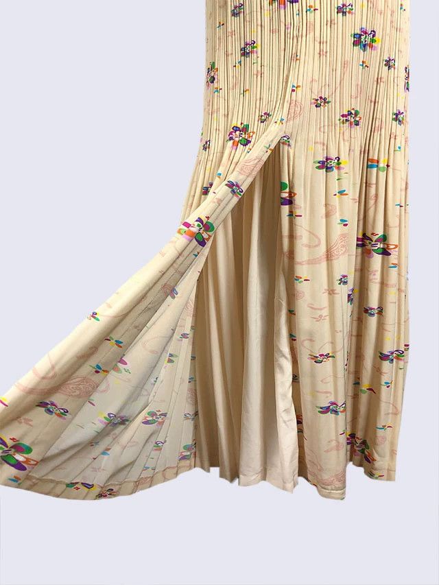 Issey Miyake issey miyake size:2 Cream-pleated skirt 2506-Nextarrow Size 42" / US 20 - 5 Thumbnail