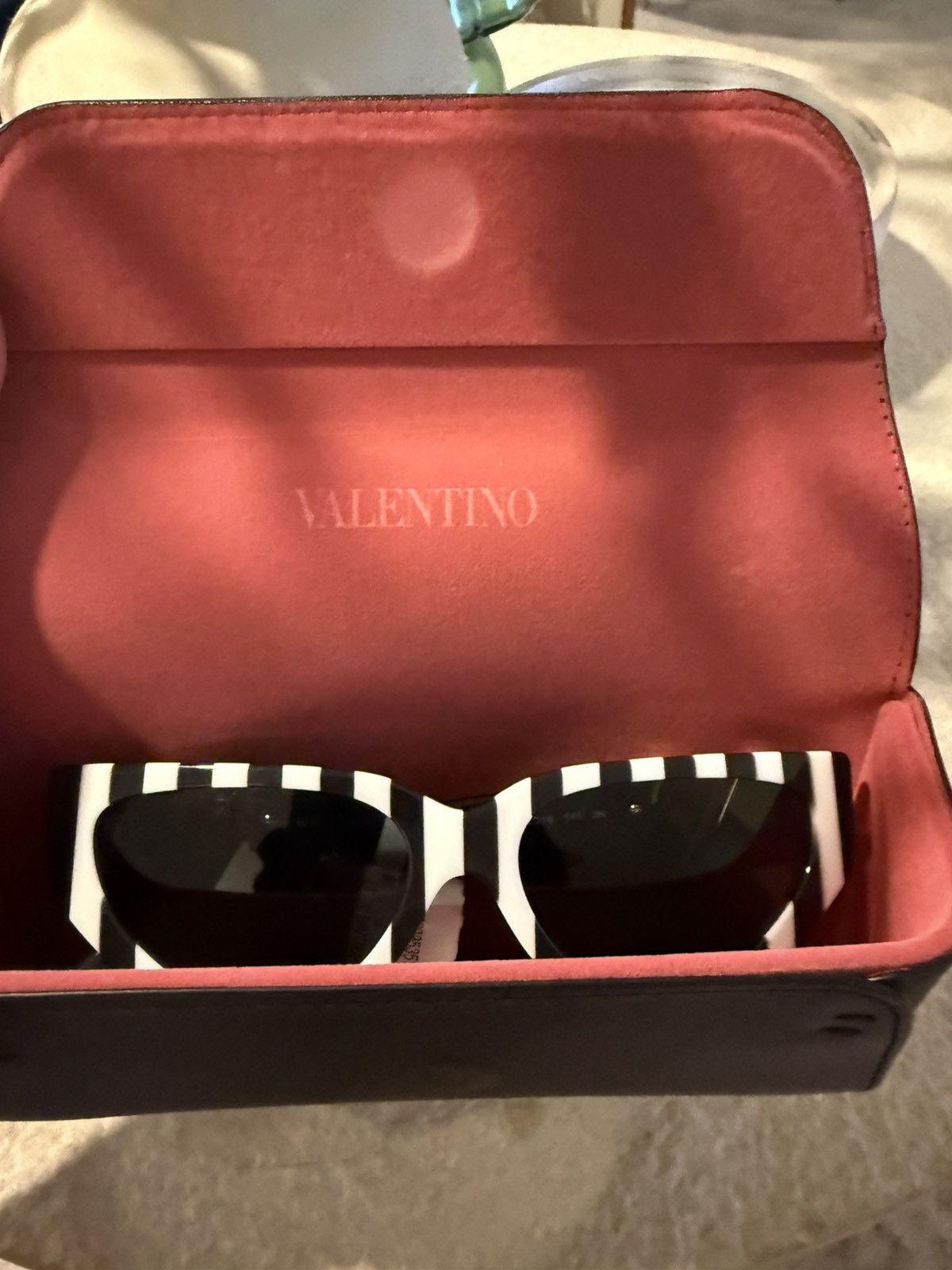 Valentino Valentino Sunglasses Size ONE SIZE - 4 Thumbnail