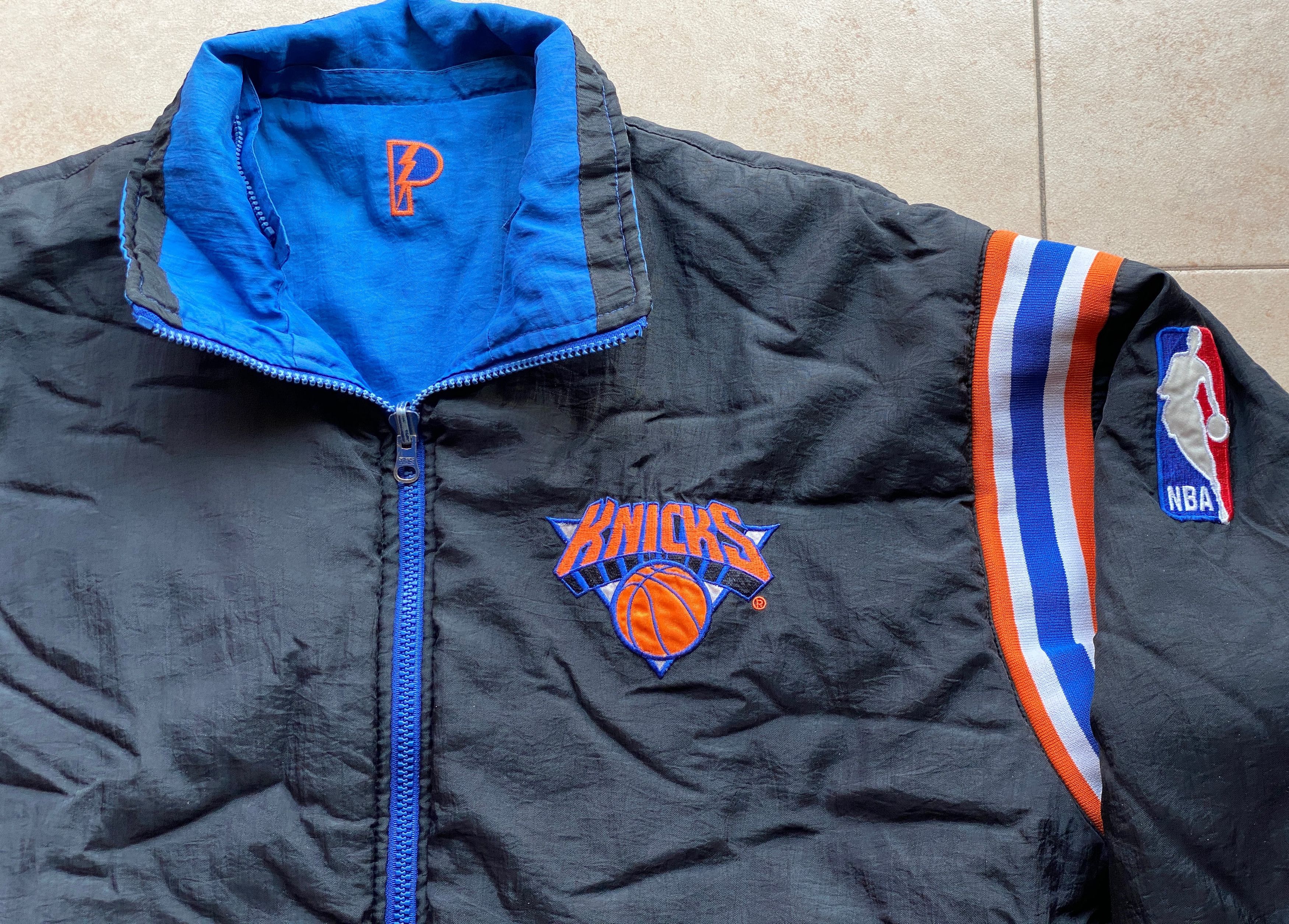 NBA New York Knicks 90s PRO Player puffer Reversible NBA vtg Size US XXL / EU 58 / 5 - 12 Thumbnail