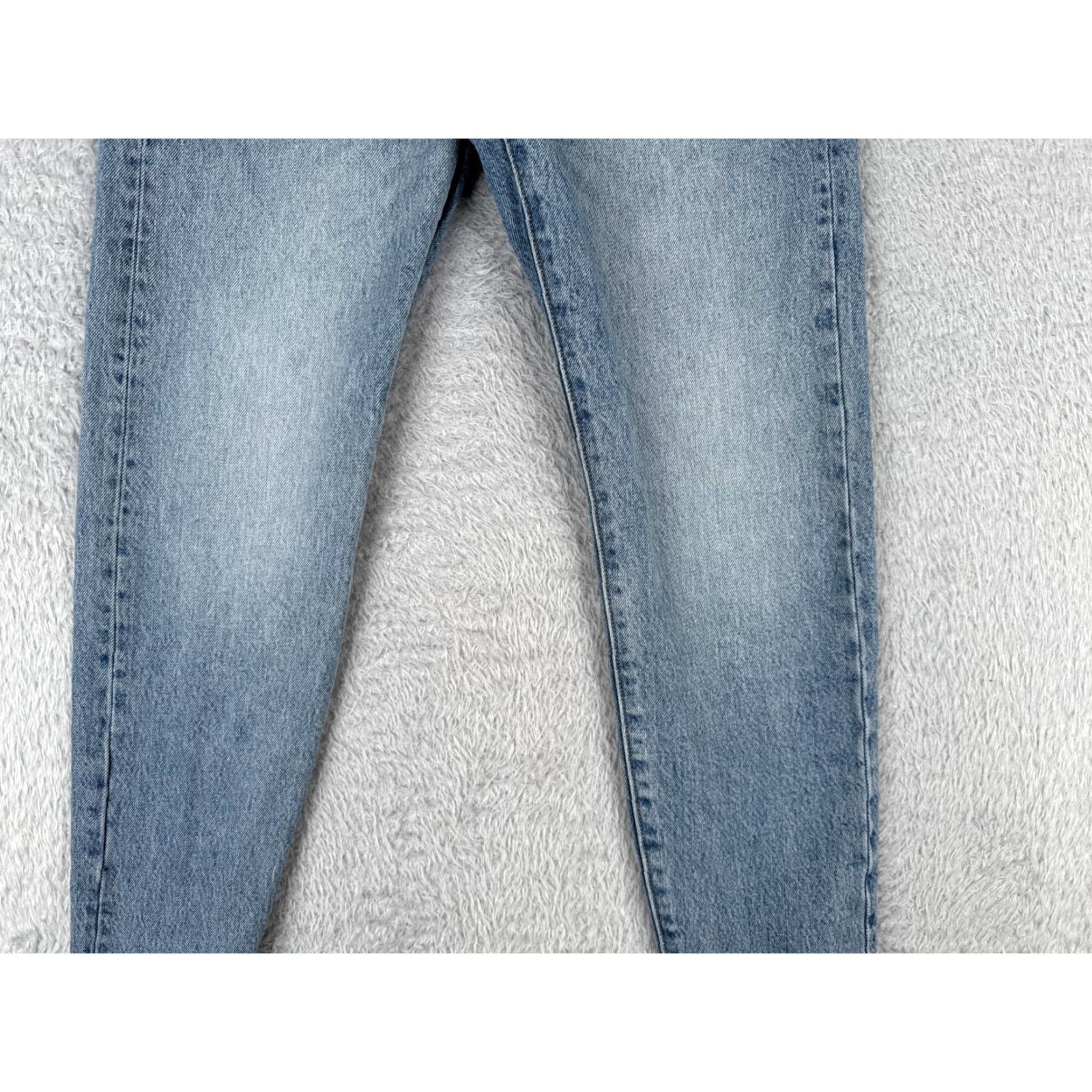 Levi's Levi's Wedgie Fit Jeans Womens 26 Blue Denim Distressed Raw Hem 26x26 Size 26" / US 2 / IT 38 - 3 Thumbnail