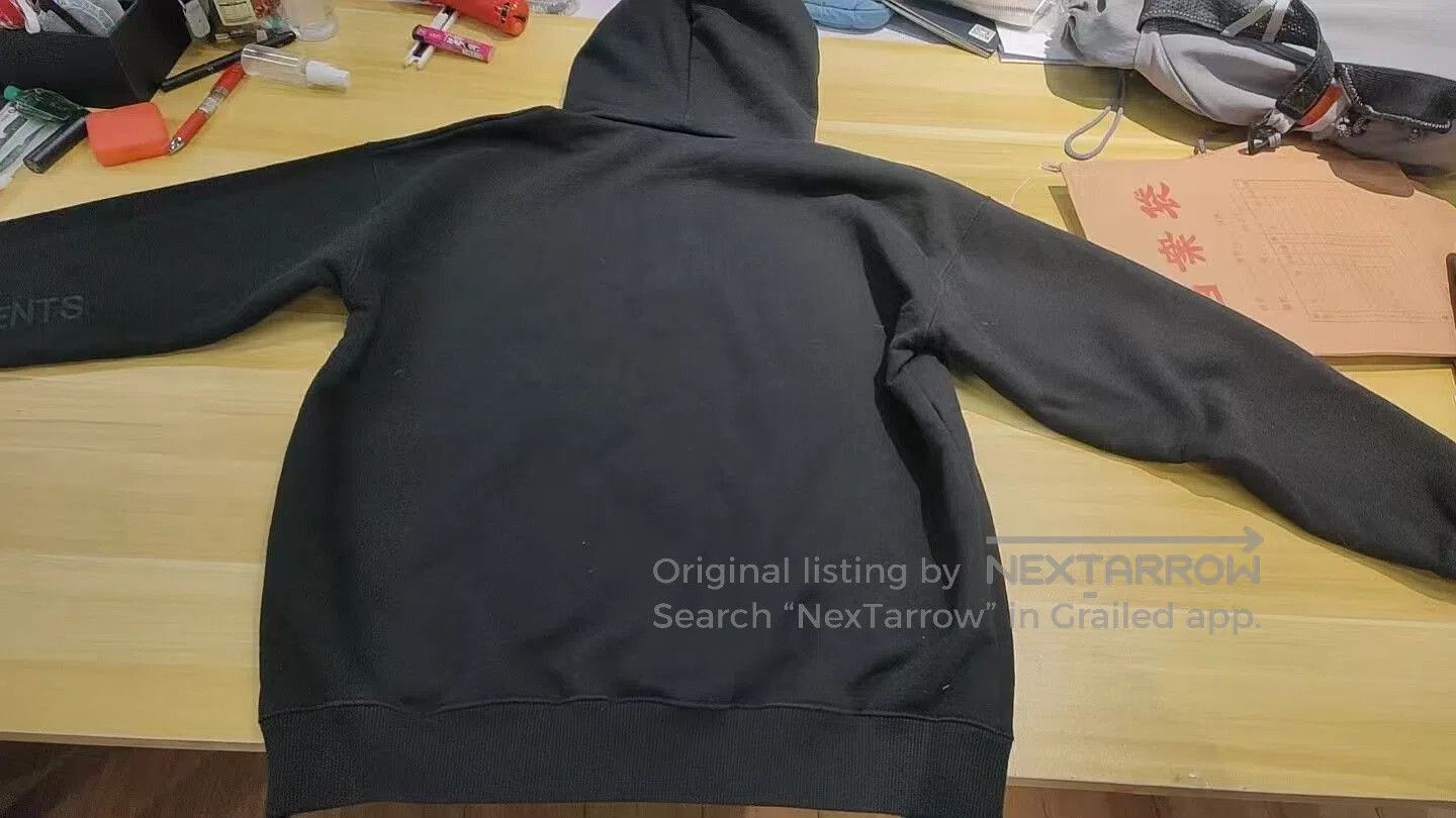 Vetements vetements Saturday hoodie in black. Size US S / EU 44-46 / 1 - 3 Thumbnail