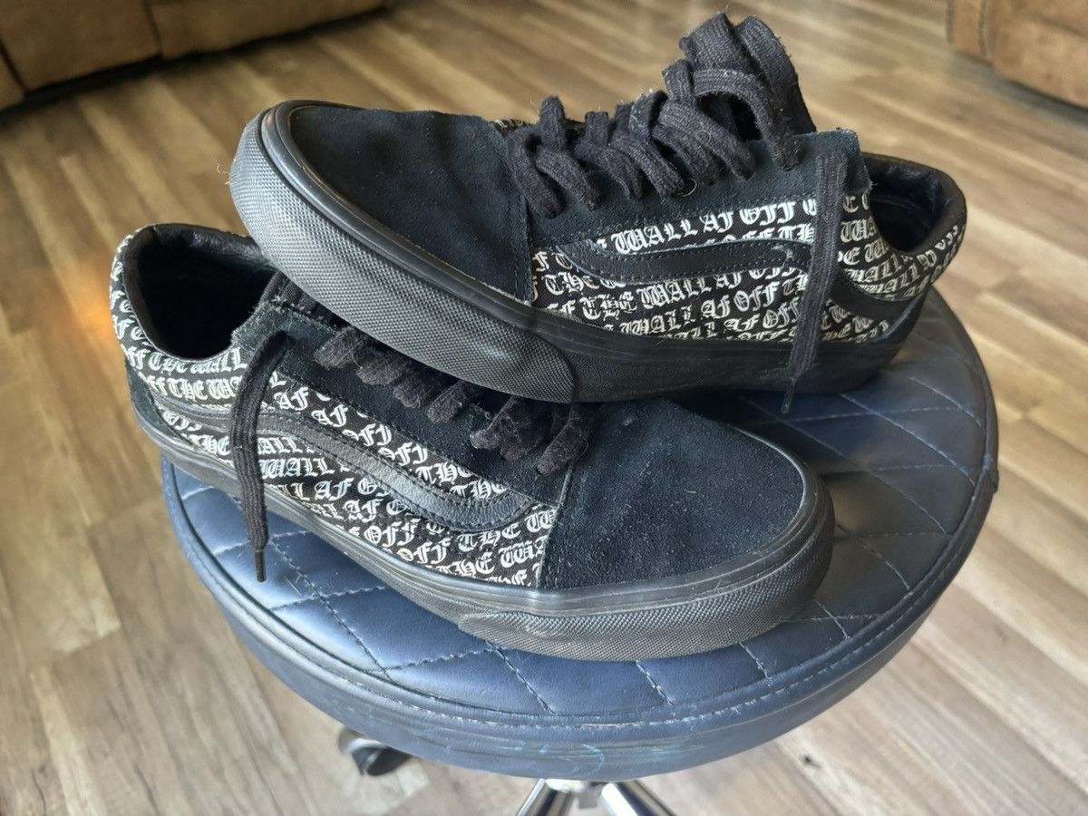 Vans Rare Vans Off The Wall Black Sneakers Size US 9 / EU 42 - 2 Thumbnail