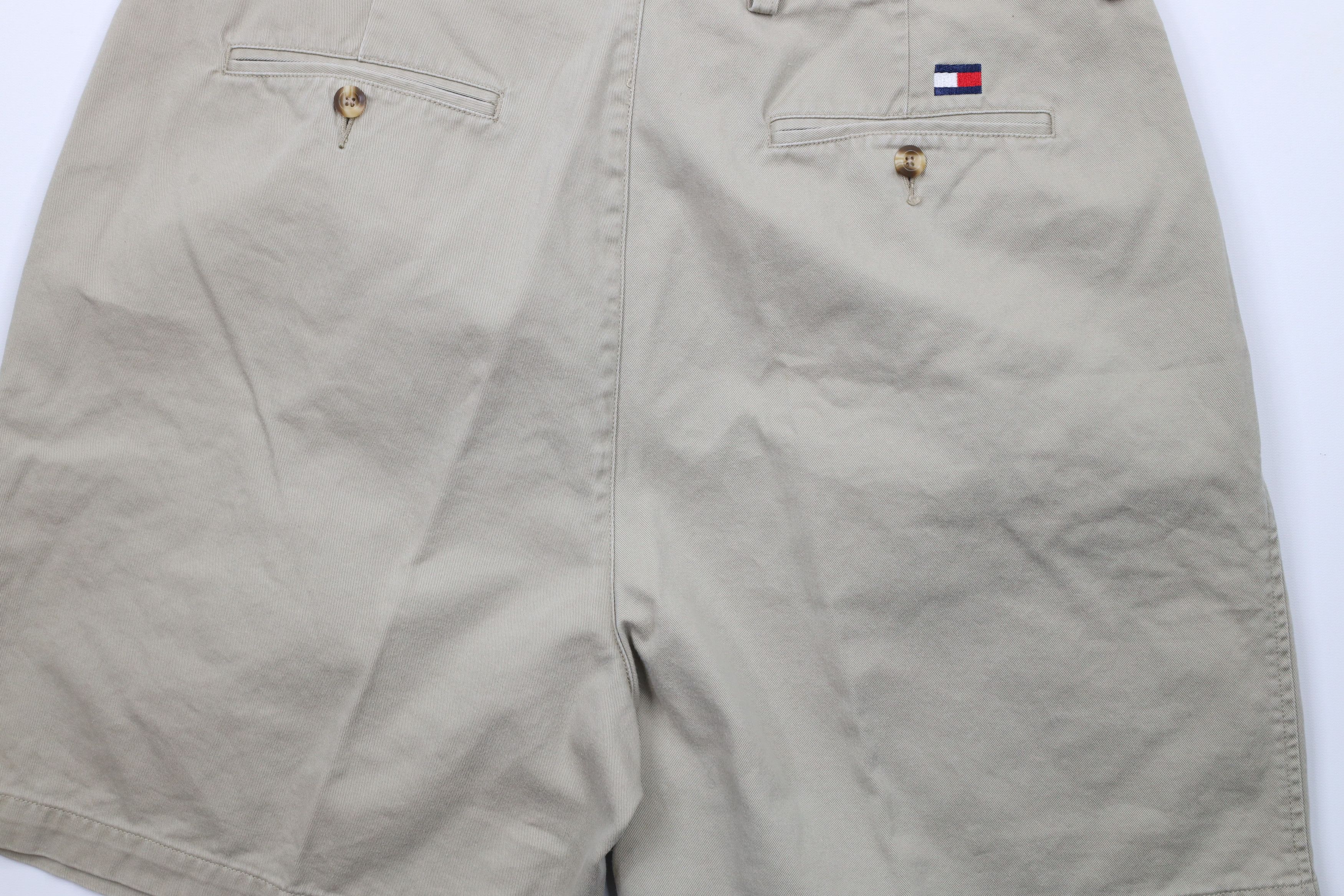 Tommy Hilfiger × Vintage Vintage 90s Tommy Hilfiger Above Knee Chino Shorts Beige Size US 38 / EU 54 - 10 Thumbnail
