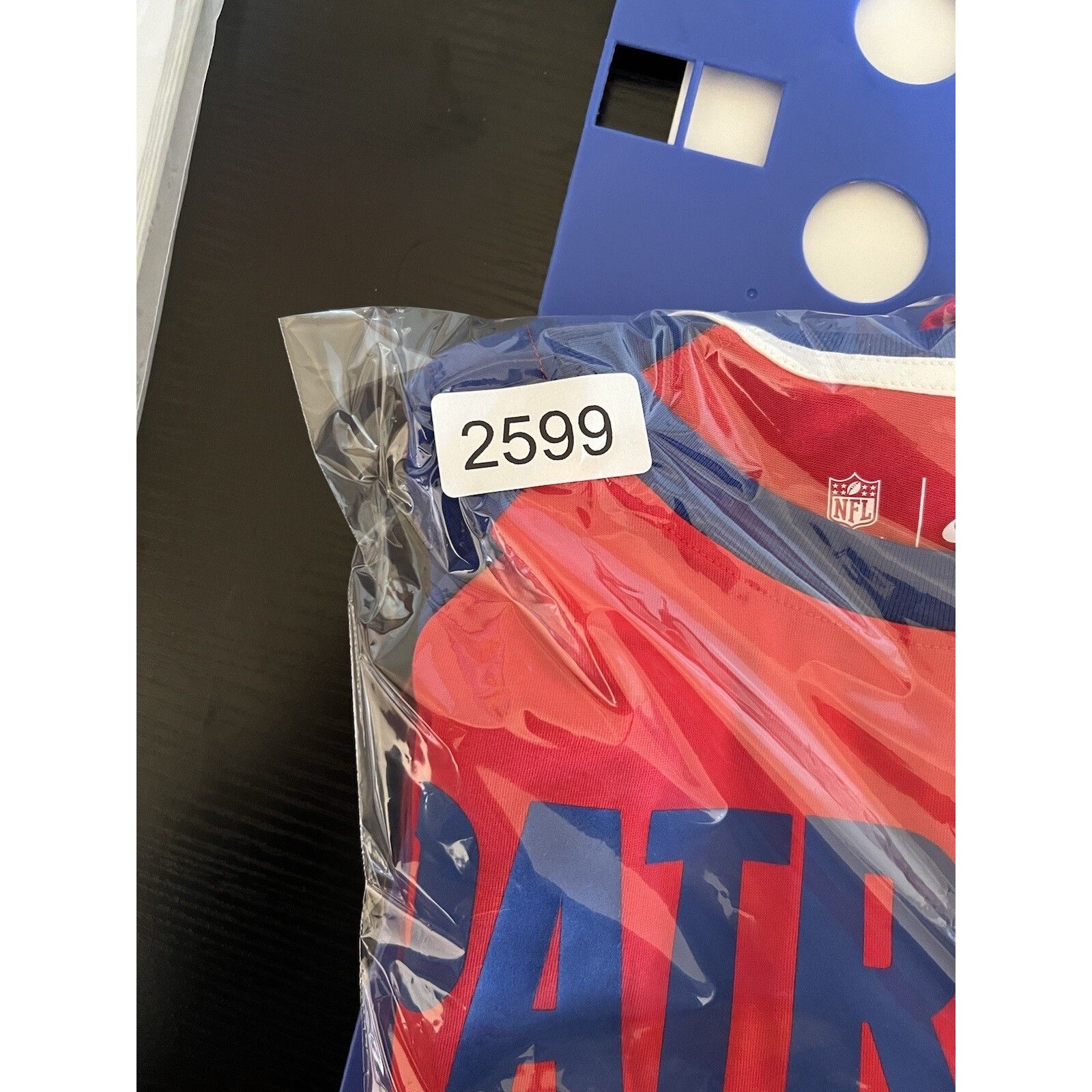 Nike New England Patriots Raglan Shirt Size S Retro Logo Nike Dri Size US S / EU 44-46 / 1 - 9 Thumbnail