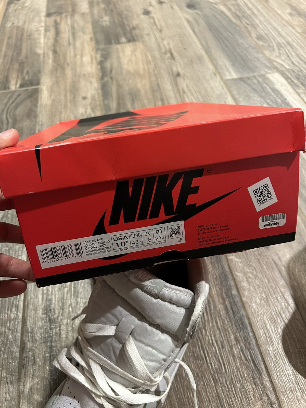 Nike 2021 Jordan 1 Retro High OG Seafoam (women’s) Size US 10.5 / IT 40.5 - 8 Thumbnail