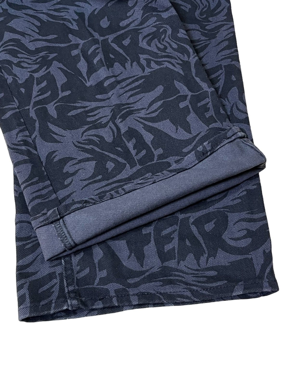 No Fear SKATEGANG NO FEAR x H&M FULLPRINT LOGO BAGGY PANT Size US 29 - 12 Thumbnail