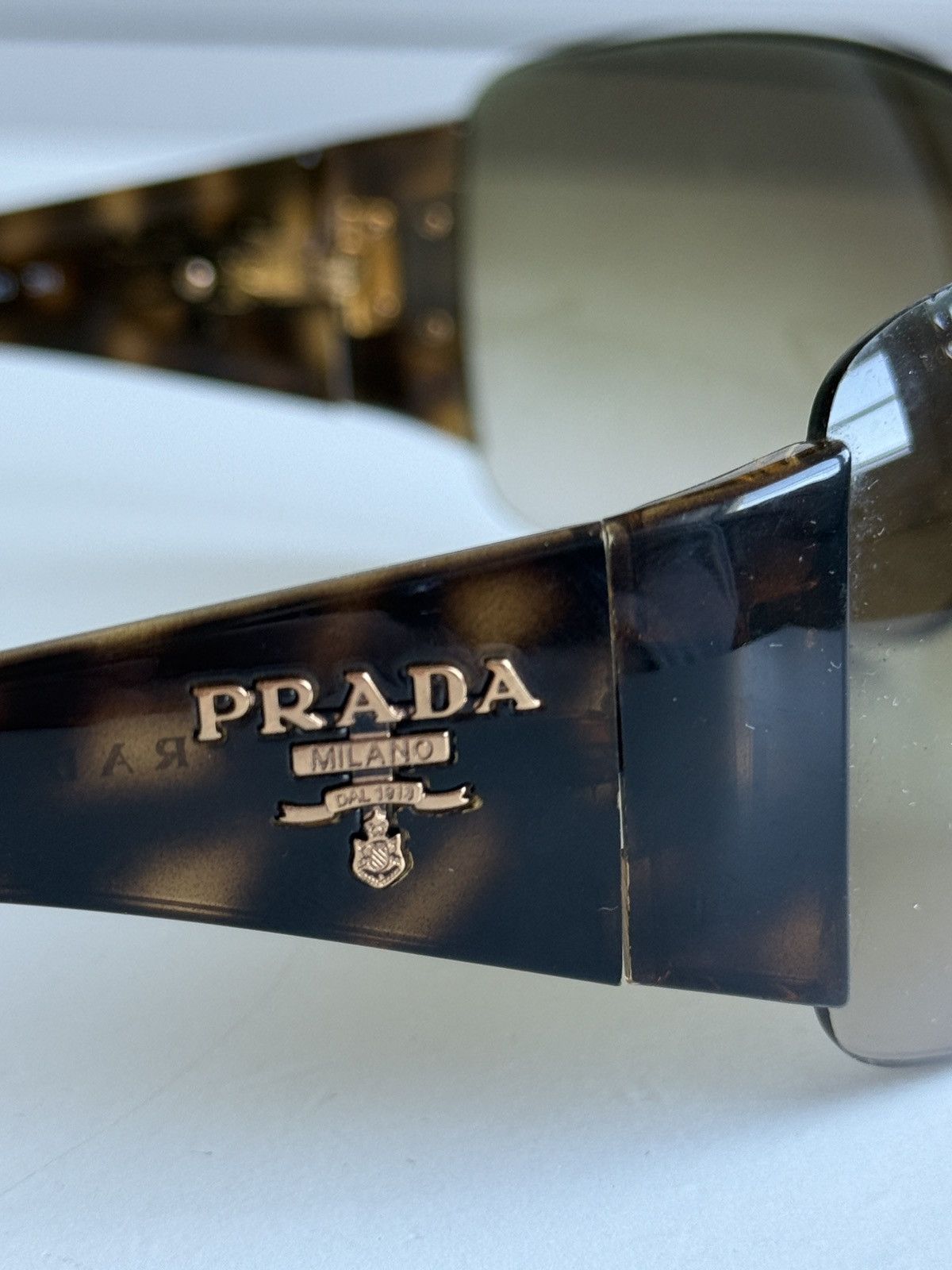 Designer × Prada × Vintage Vintage y2k Prada oversized sunglasses designer luxury rare Size ONE SIZE - 6 Thumbnail
