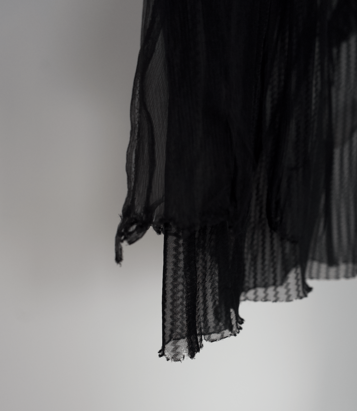 Comme des Garcons F/W 1999 back-zip layered asymmetrical blouse Size S / US 4 / IT 40 - 4 Thumbnail