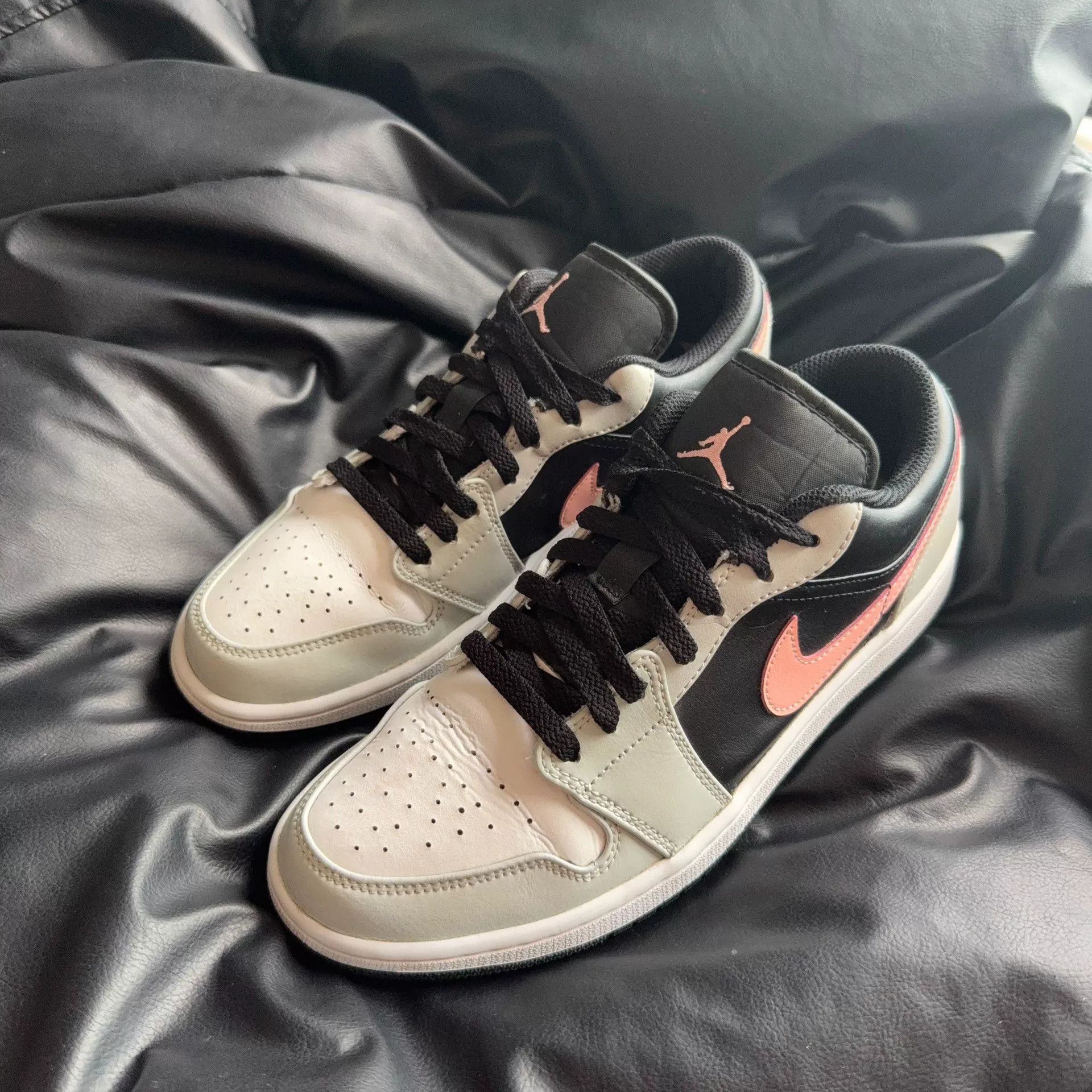 Nike Nike Multi Lowtop Sneakers 42 Men Size US 9 / EU 42 - 1 Thumbnail
