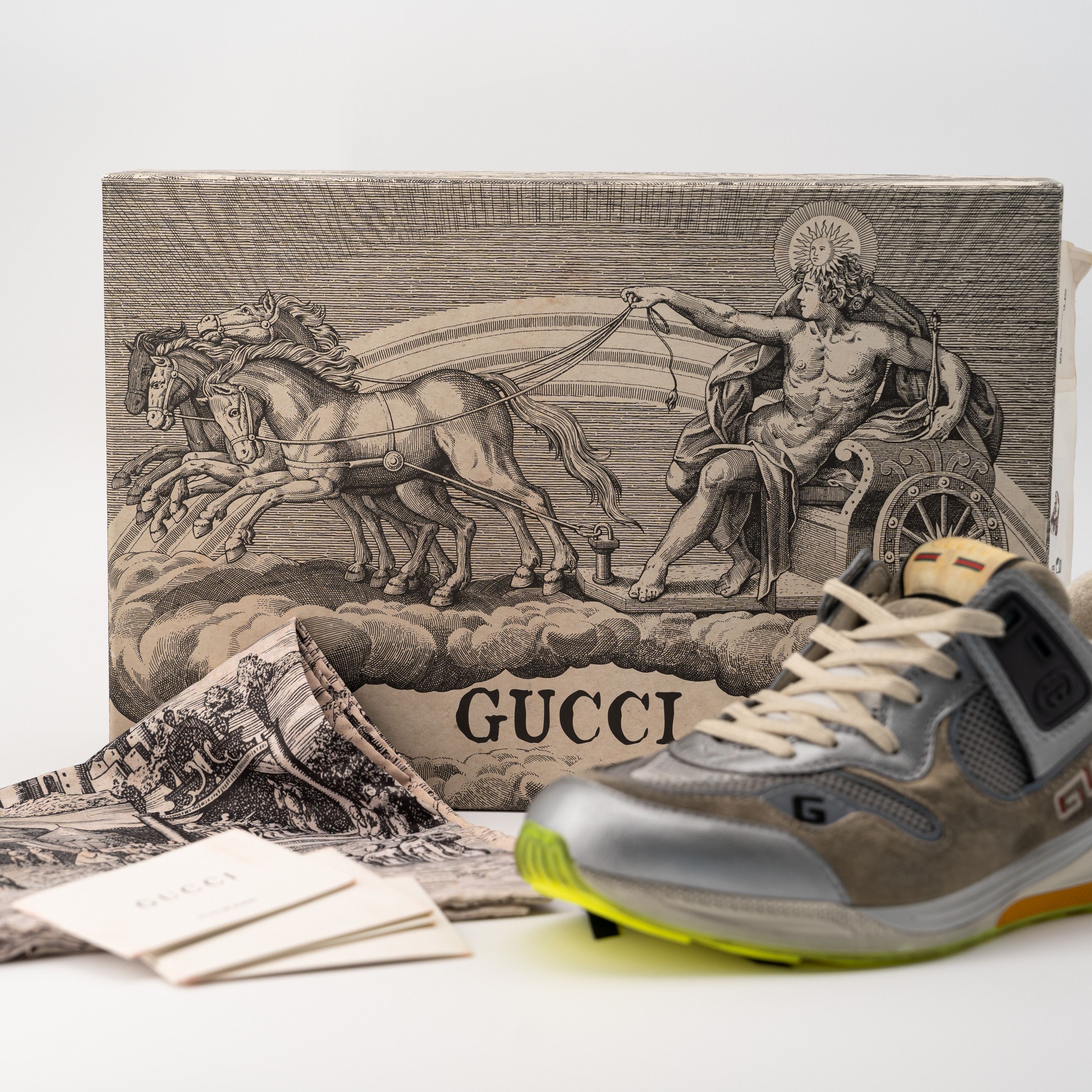 Gucci Size 8G - Gucci Ultrapace Silver Metallic Green sneakers Size US 8.5 / EU 41-42 - 7 Thumbnail
