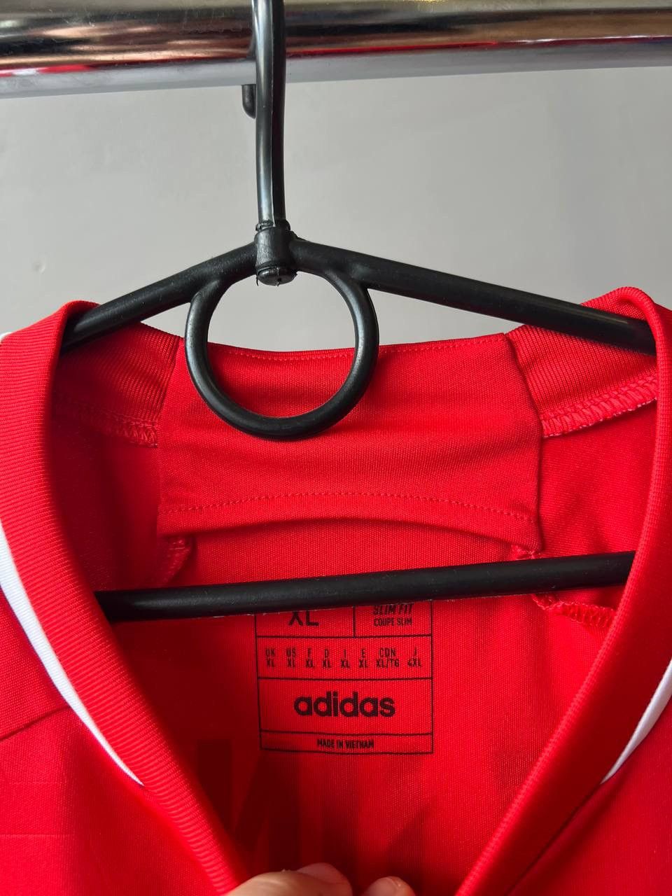 Adidas 2023/24 UNION BERLIN HOME SOCCER FOOTBALL JERSEY ADIDAS XL Size US XL / EU 56 / 4 - 9 Thumbnail