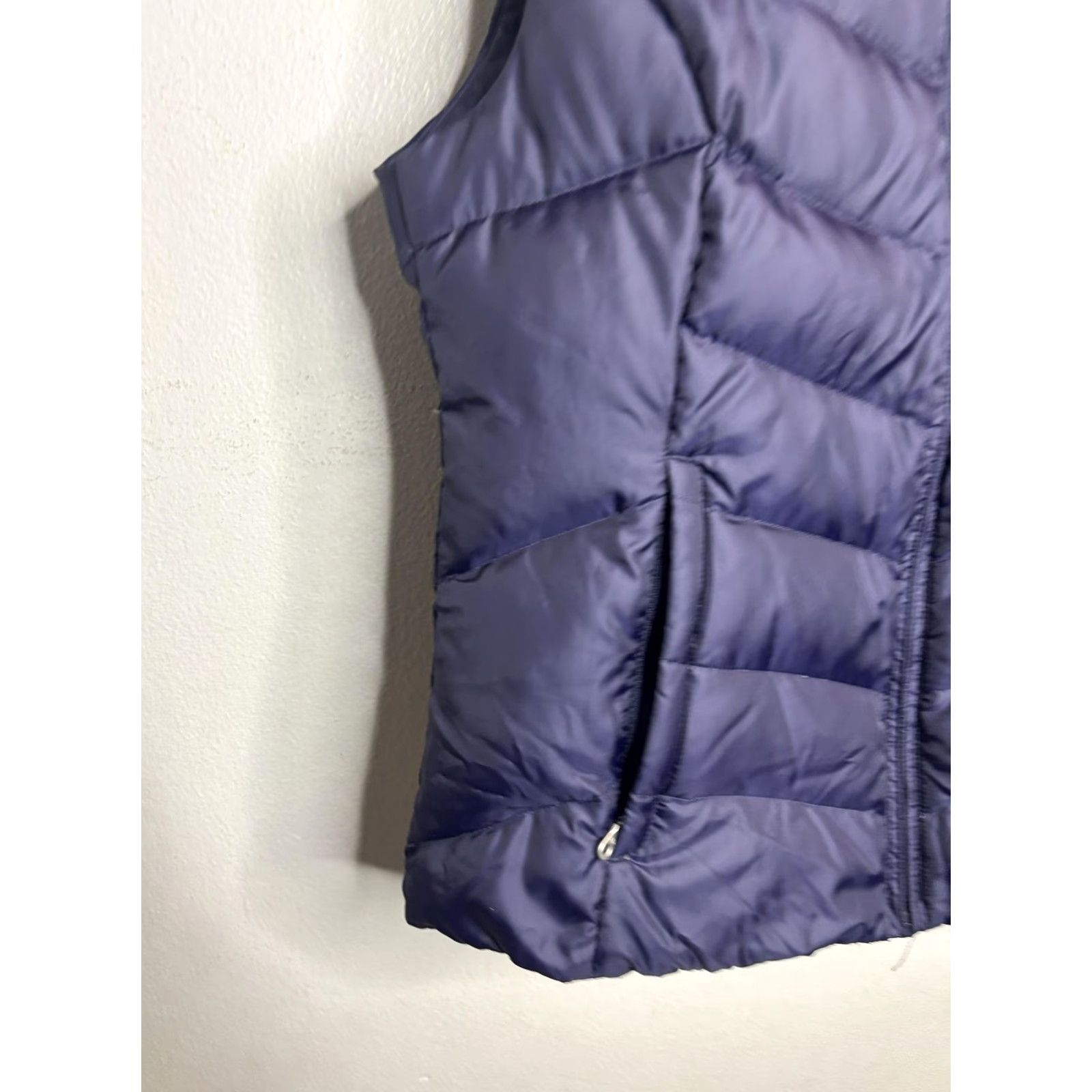 Eddie Bauer VINTAGE Eddie Bauer Vest Womens Small Blue EB550 Down Puffer Quilted Winter Outdoors Size S / US 4 / IT 40 - 2 Thumbnail