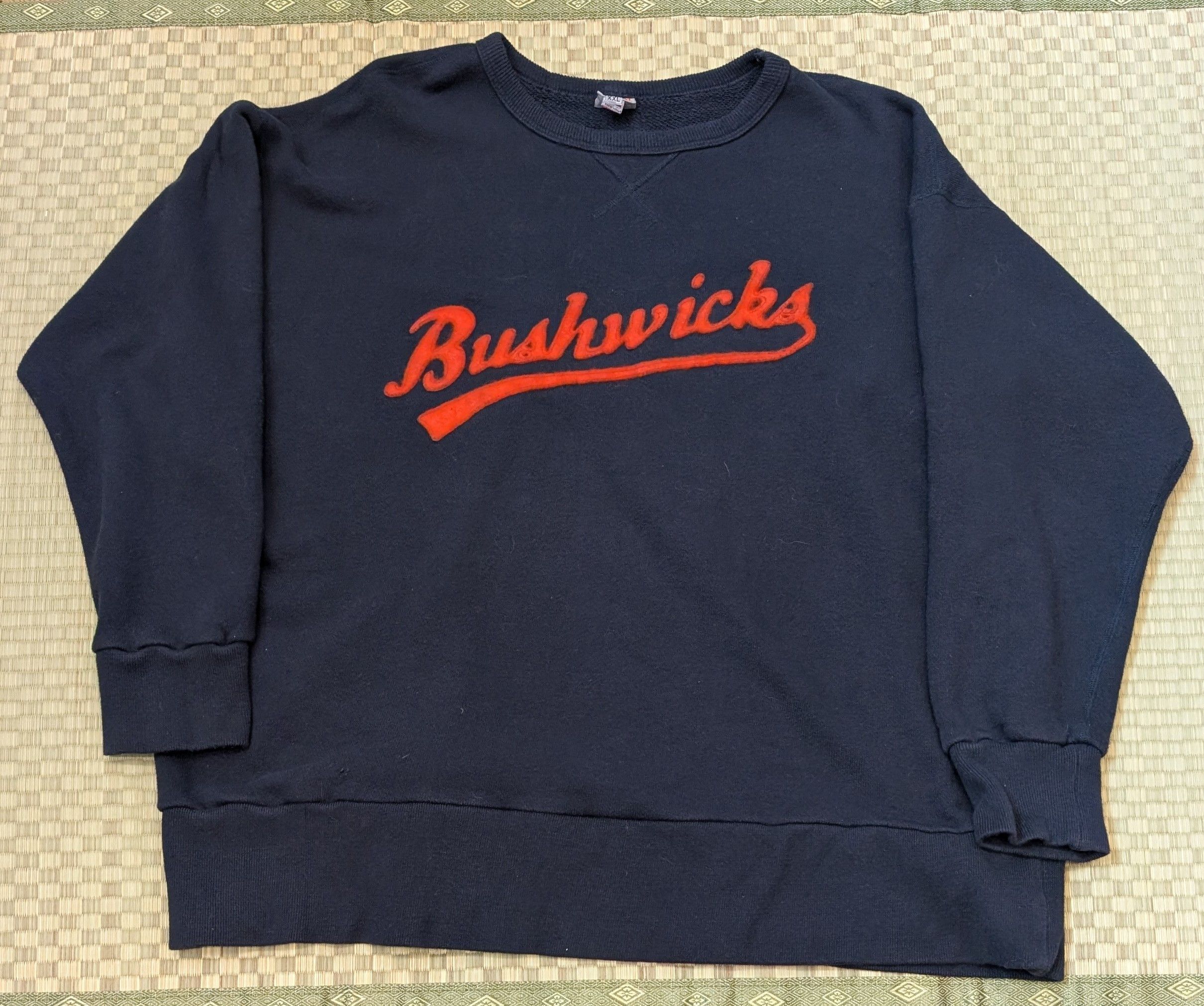 Ebbets Field Flannels VTG Ebbets Field Flannels Bushwicks Sweatshirt Made in USA Size US XXL / EU 58 / 5 - 1 Thumbnail
