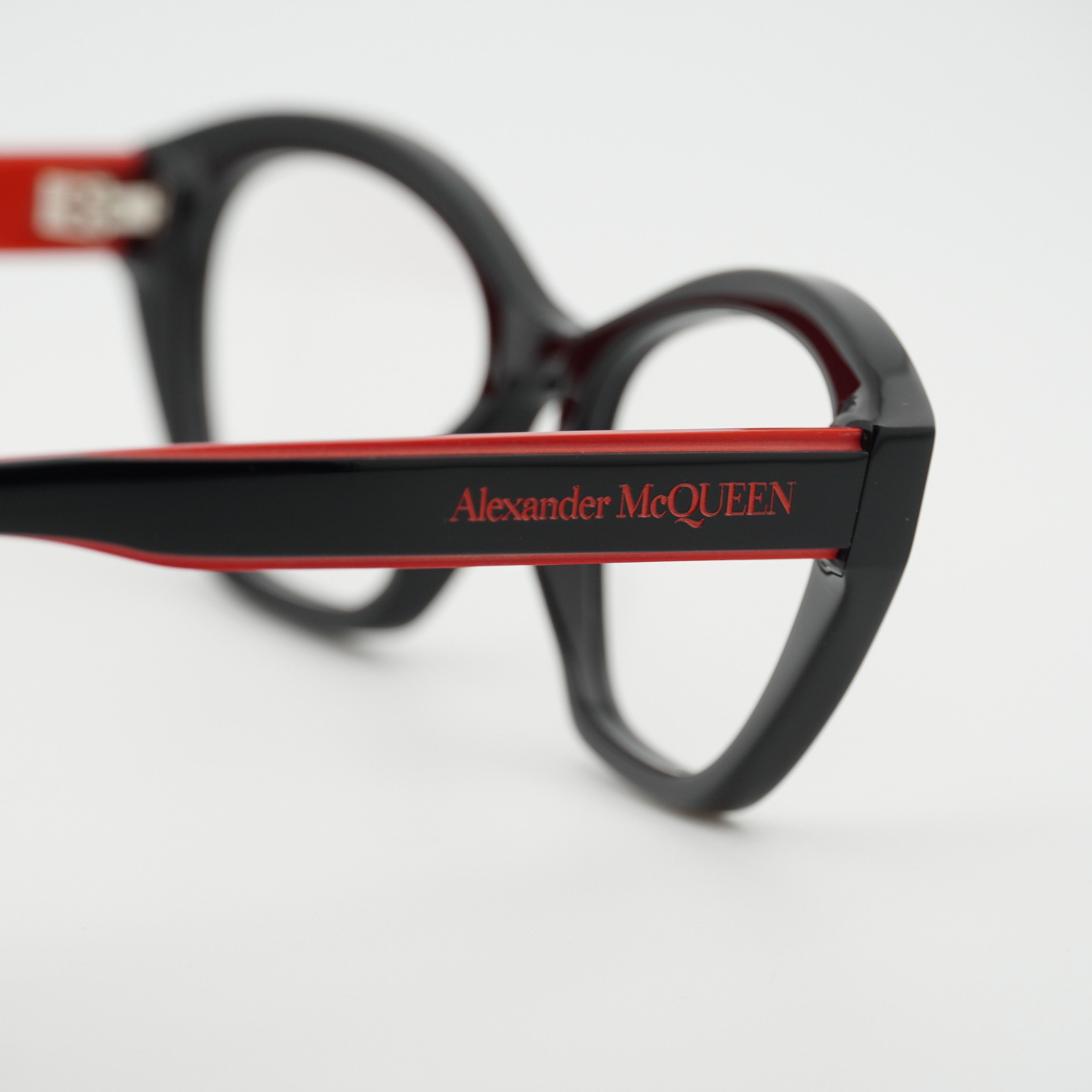 Alexander McQueen Alexander McQueen AM0360O 003 Eyeglasses Black/Red 52mm Size ONE SIZE - 5 Thumbnail