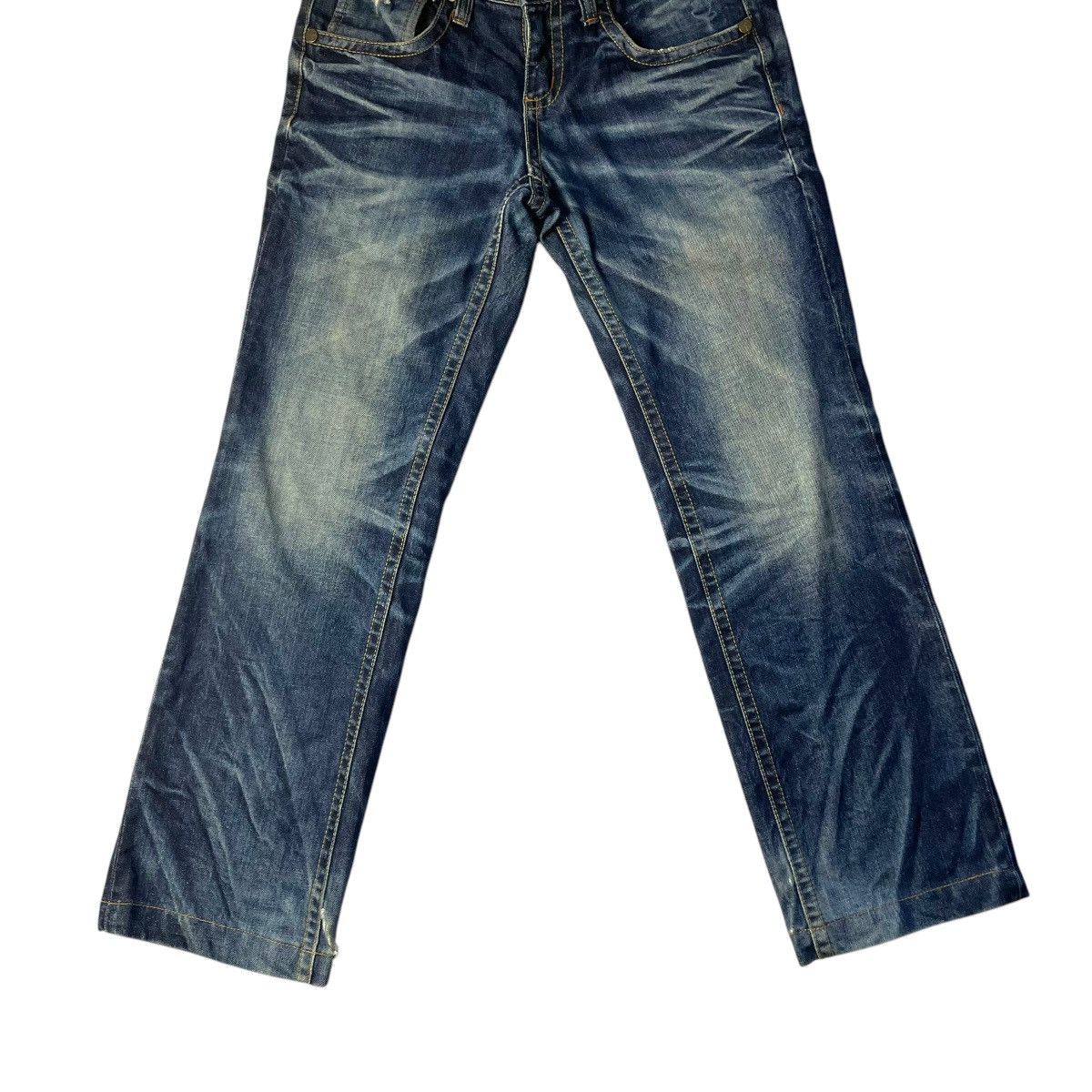 If Six Was Nine × Japanese Brand × Le Grande Bleu (L.G.B.) 🇯🇵 LOLITA WASHED EXOTIC BUCKLE VINTAGE DENIM PANTS Size US 30 / EU 46 - 4 Thumbnail