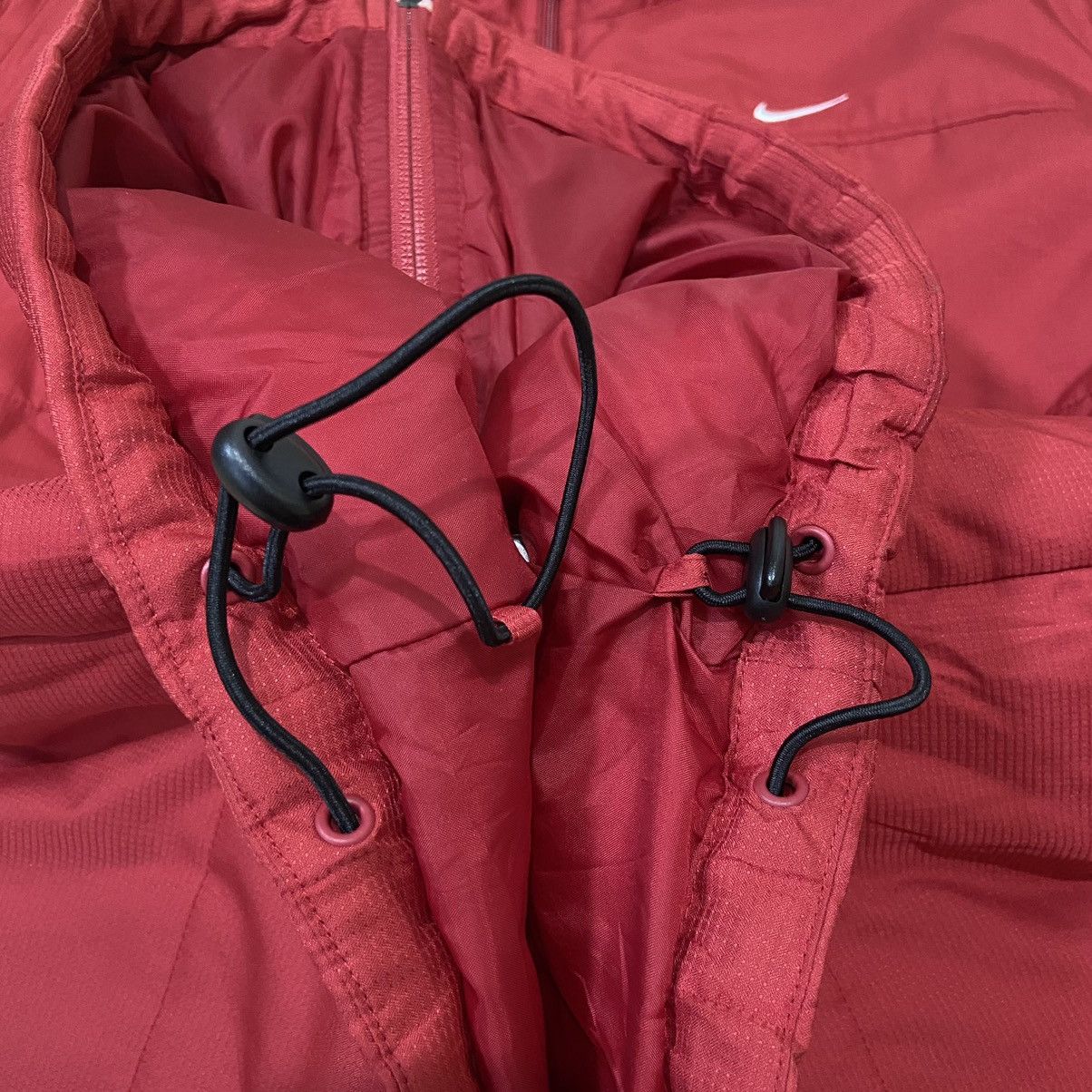 Nike Vintage Nike Swoosh Logo Puffer Jacket Size L fit XL Size US L / EU 52-54 / 3 - 9 Thumbnail