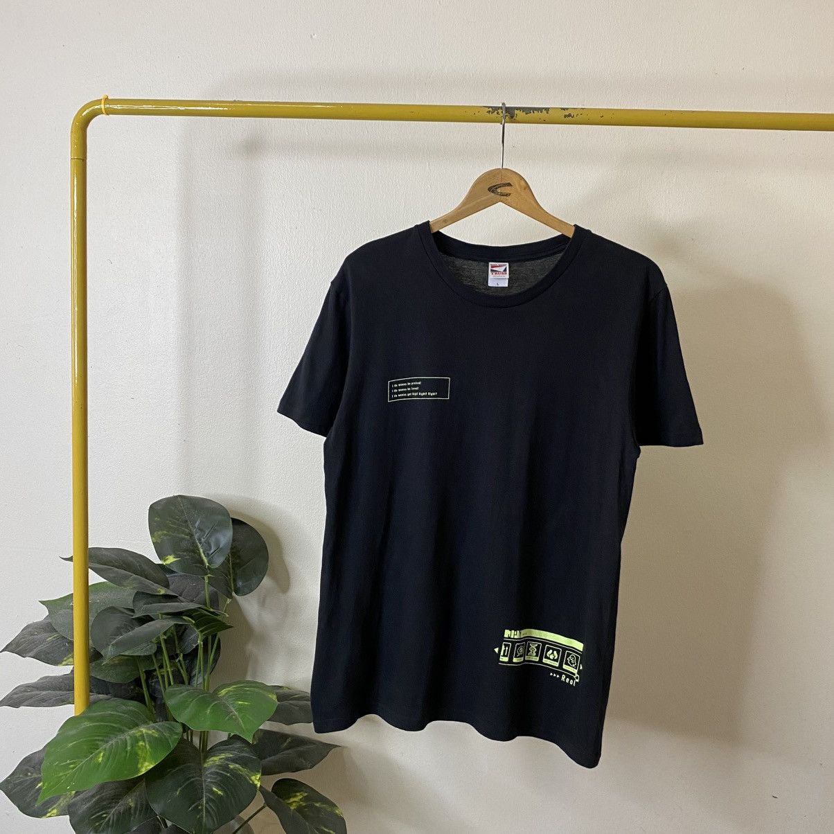 Anime Reol Japanese Rapper 2019 Anime Promo Tee Size US M / EU 48-50 / 2 - 6 Thumbnail