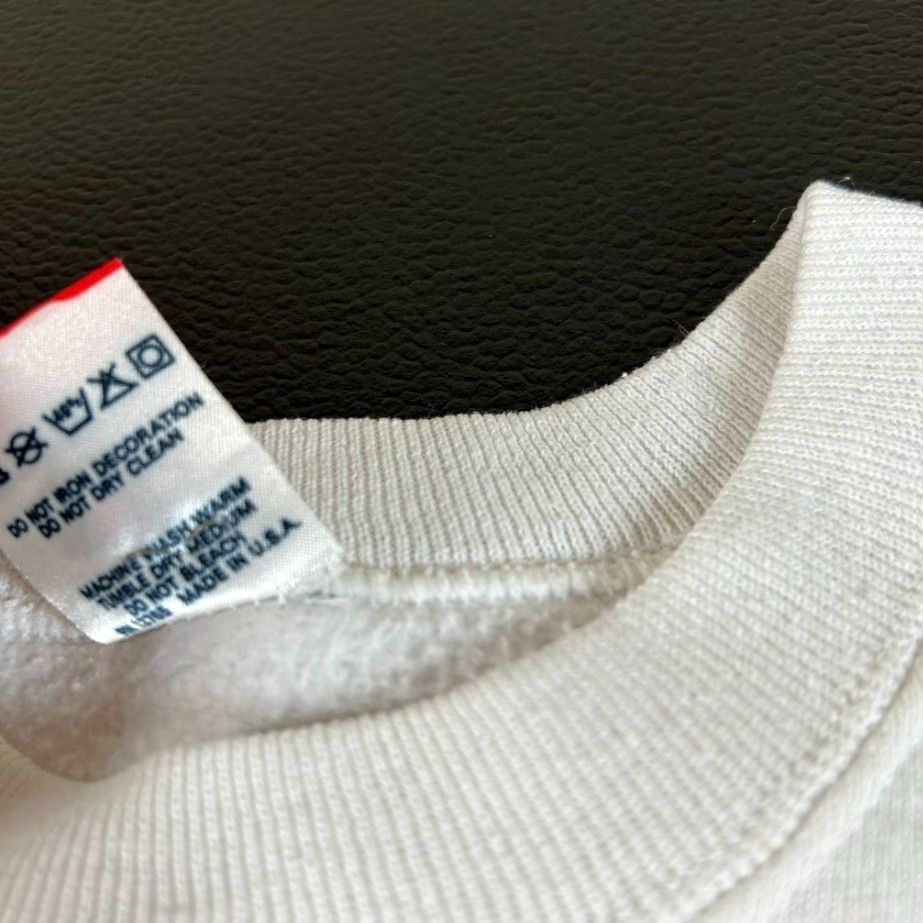 Fruit Of The Loom VINTAGE Fruit of the Loom Minnesota Hearts Sweatshirt Pullover Women L White Crew Neck Long Sleeve Graphic Print Size L / US 10 / IT 46 - 3 Thumbnail