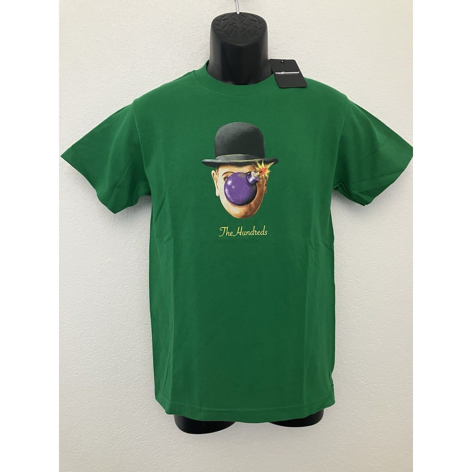 The Hundreds The Hundreds Bomb Distinguished Bowler Hat Man Graphic Tee S Size US S / EU 44-46 / 1 - 1 Thumbnail