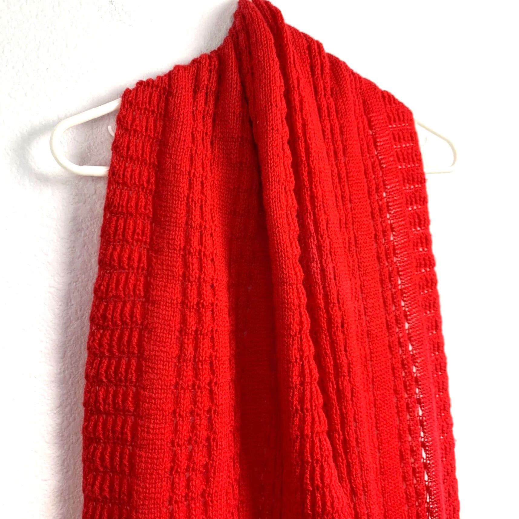 Vintage VINTAGE Handmade Bright Red Open Weave Fringe Woven Knit Scarf 68" Women's Scarf 1970s Acrylic Fringe Knit 13.5" x 68" Red Charity? Size ONE SIZE - 2 Thumbnail