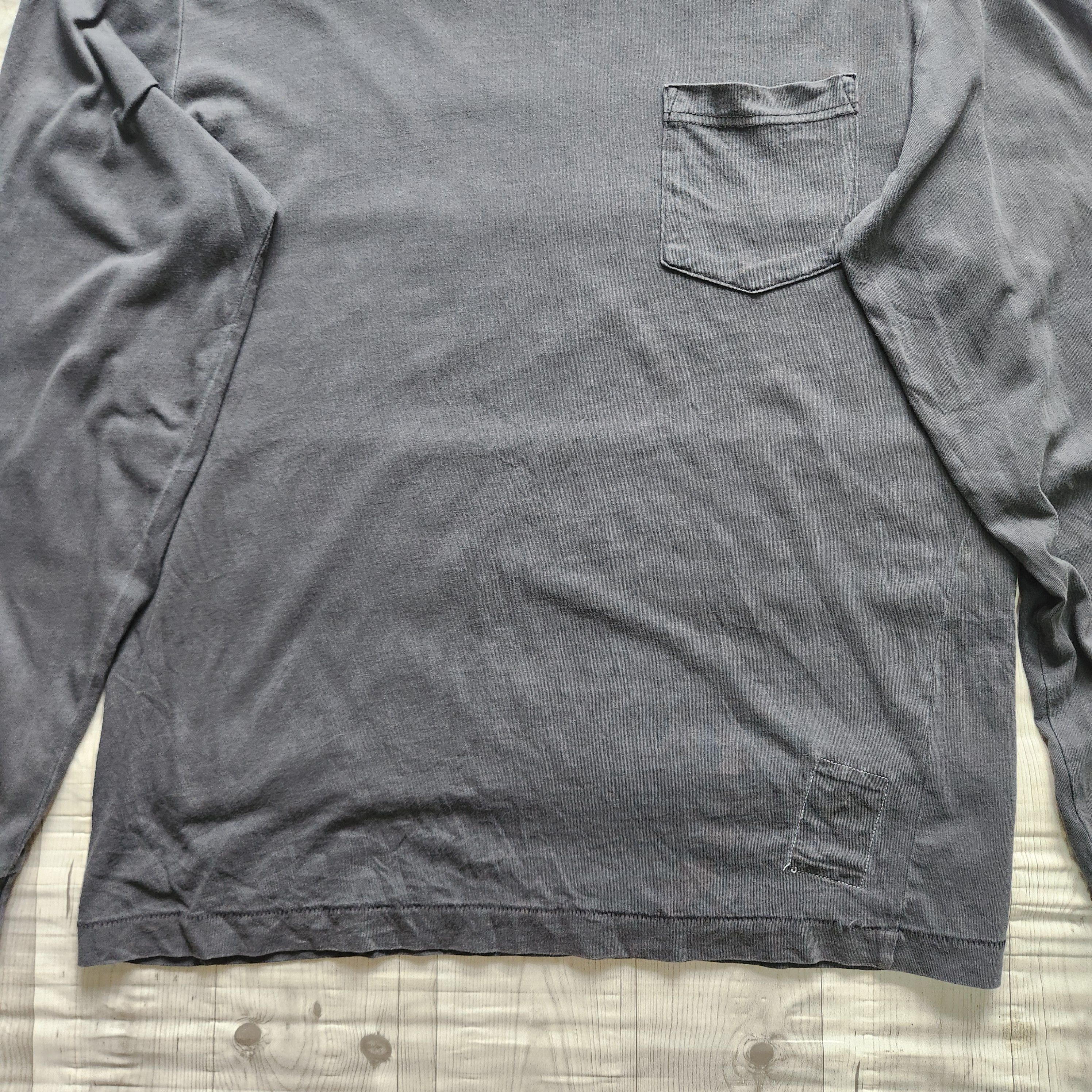 Black Noise White Rain Black Noise White Rain Plain Black TShirt Size US L / EU 52-54 / 3 - 4 Thumbnail