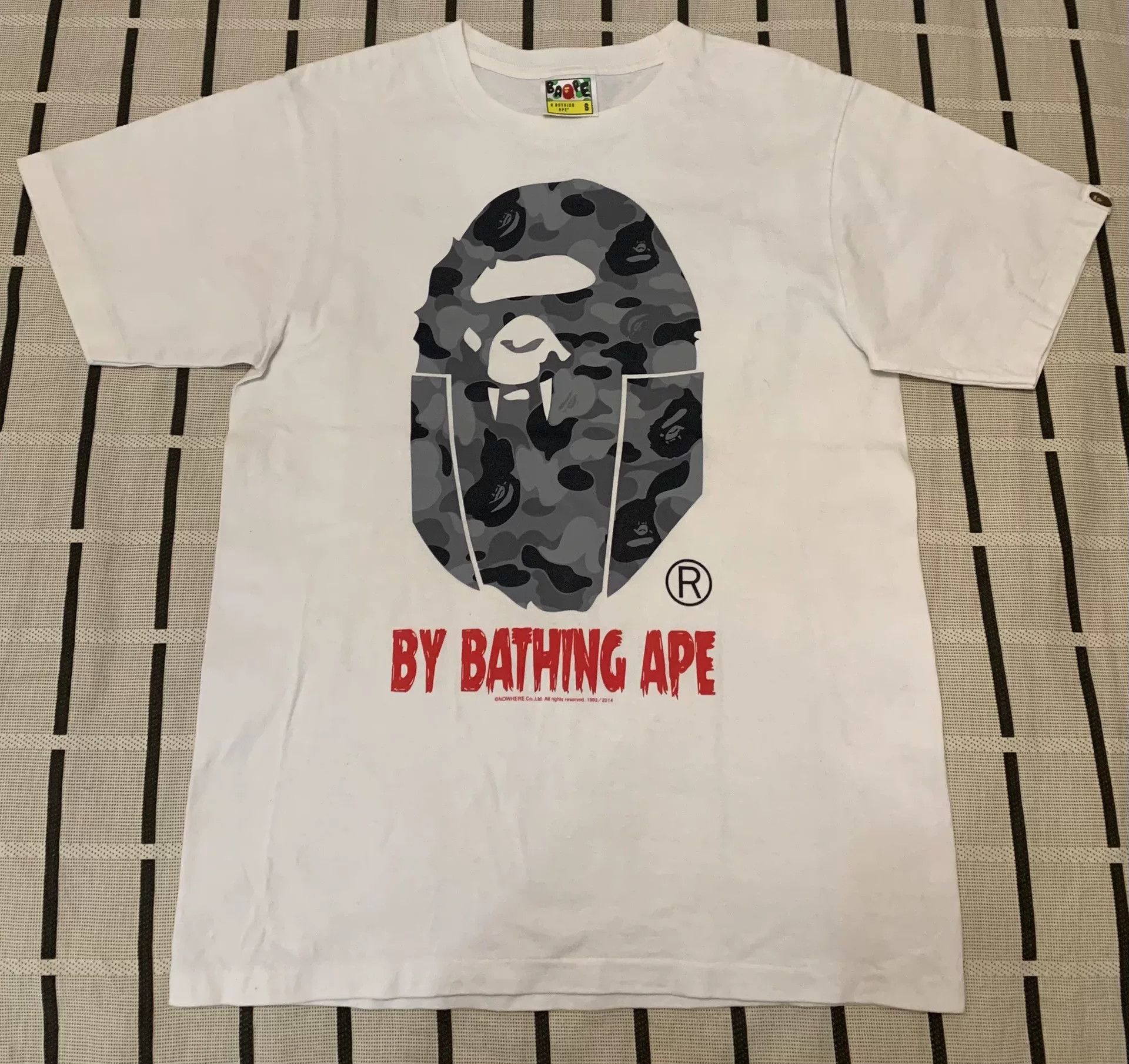 Bape Bape Ape Head T-Shirt S Men Size US S / EU 44-46 / 1 - 1 Thumbnail