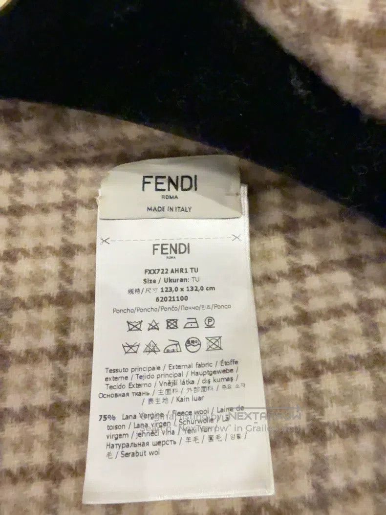 Fendi Fendi Cape Size ONE SIZE - 3 Thumbnail