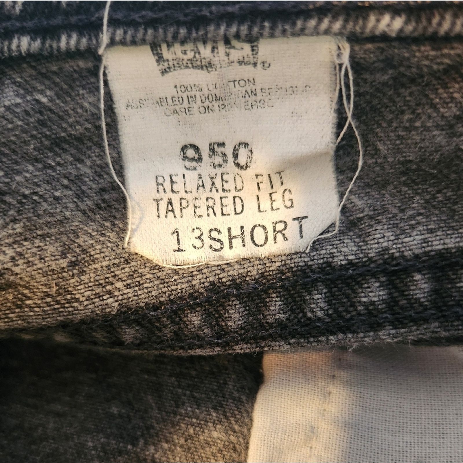 Levi's Vintage Levis Orange Tab 950 relaxed cut off shorts 90s Size 30" / US 8 / IT 44 - 6 Thumbnail