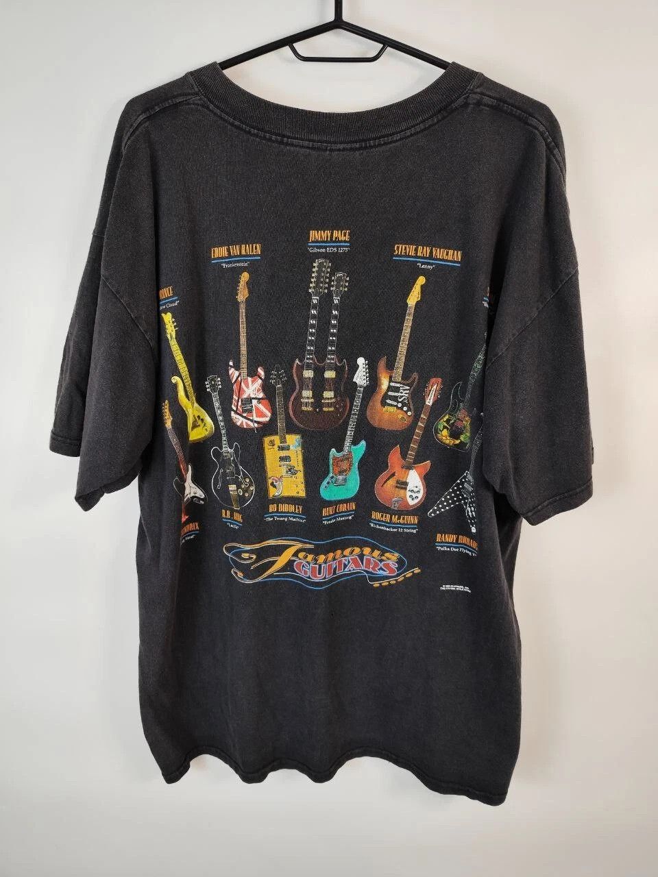 Other Vintage Famous Guitars T-Shirt 1999 Size XL Men Size US XL / EU 56 / 4 - 4 Thumbnail