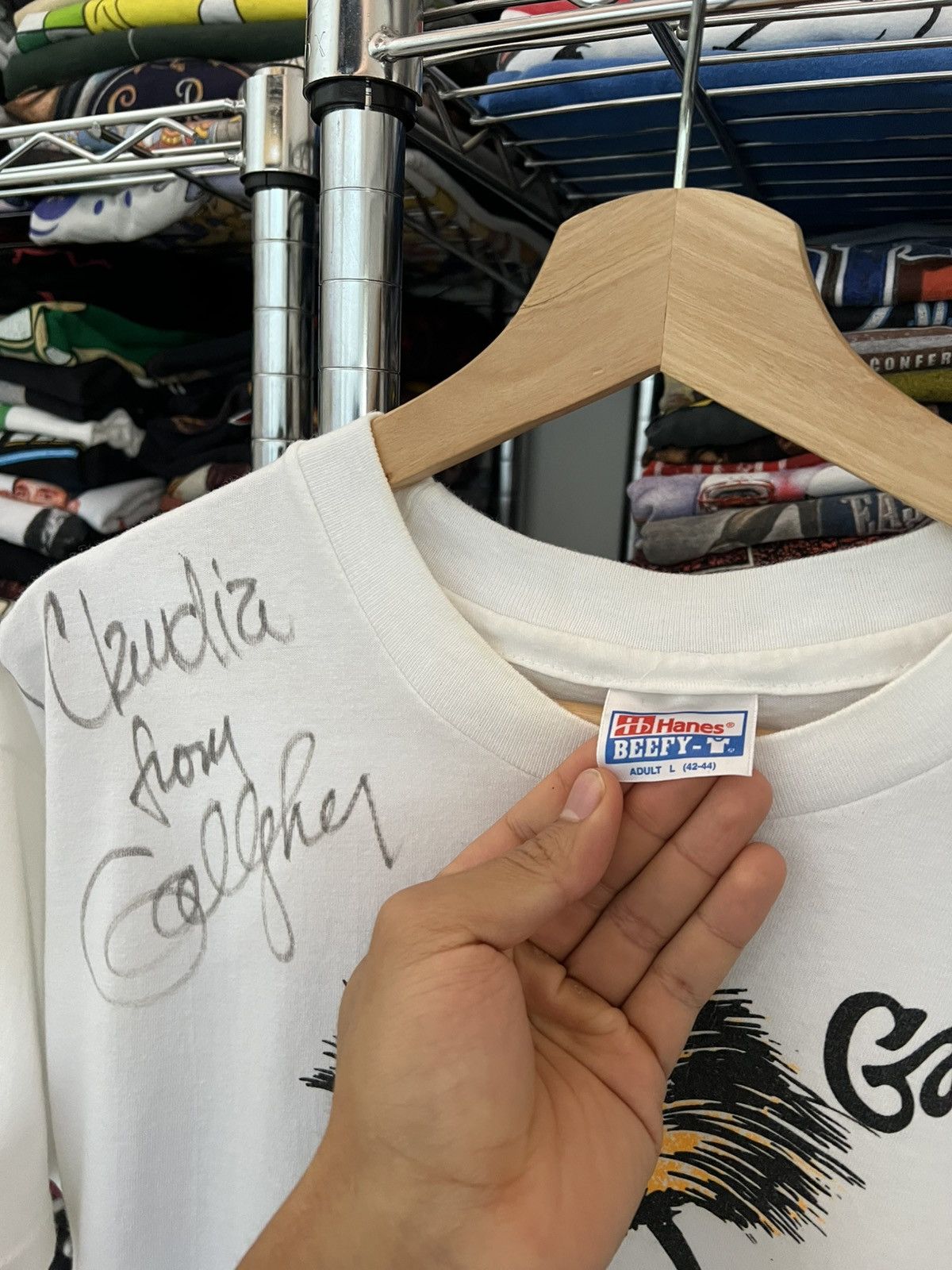 Hanes 90s Gallagher Autographed The Vicious Malicious Penguin Tour Size US L / EU 52-54 / 3 - 5 Thumbnail