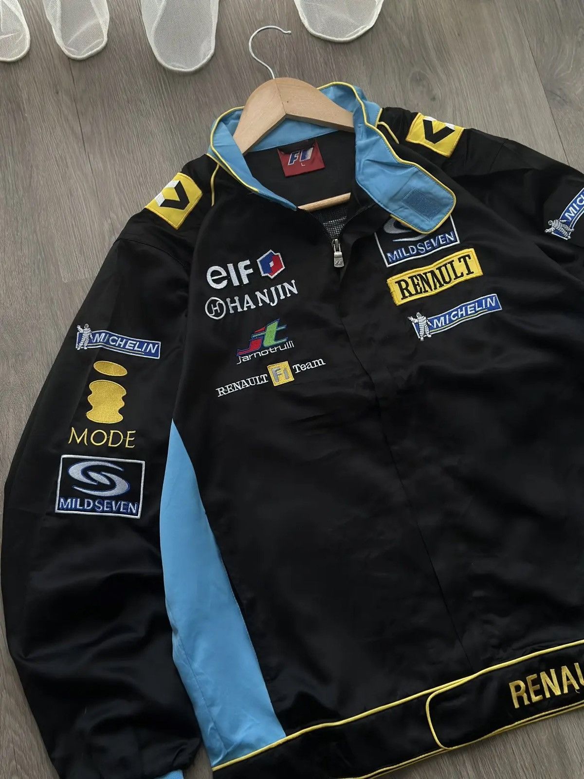 Formula 1 × Vintage Vintage Renault F1Team Racing Mild Seven Formula Uno Jacket Size US L / EU 52-54 / 3 - 11 Thumbnail
