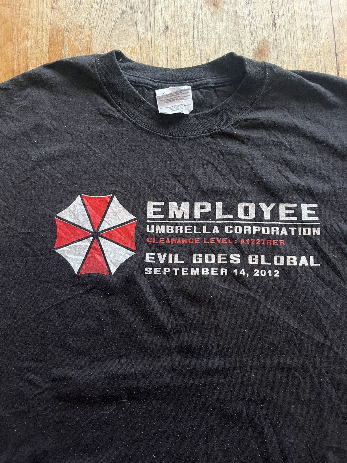 Other Employee Umbrella Corporation Resident EVIL Retributton Size US M / EU 48-50 / 2 - 4 Thumbnail
