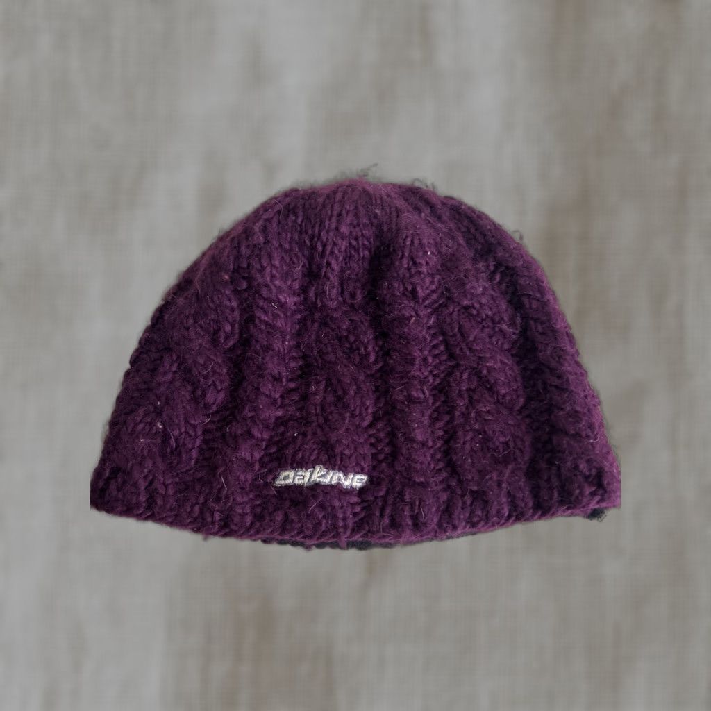 Dakine DAKINE Beanie Knit Wool Acrylic One Size Burgundy Women Size ONE SIZE - 1 Thumbnail