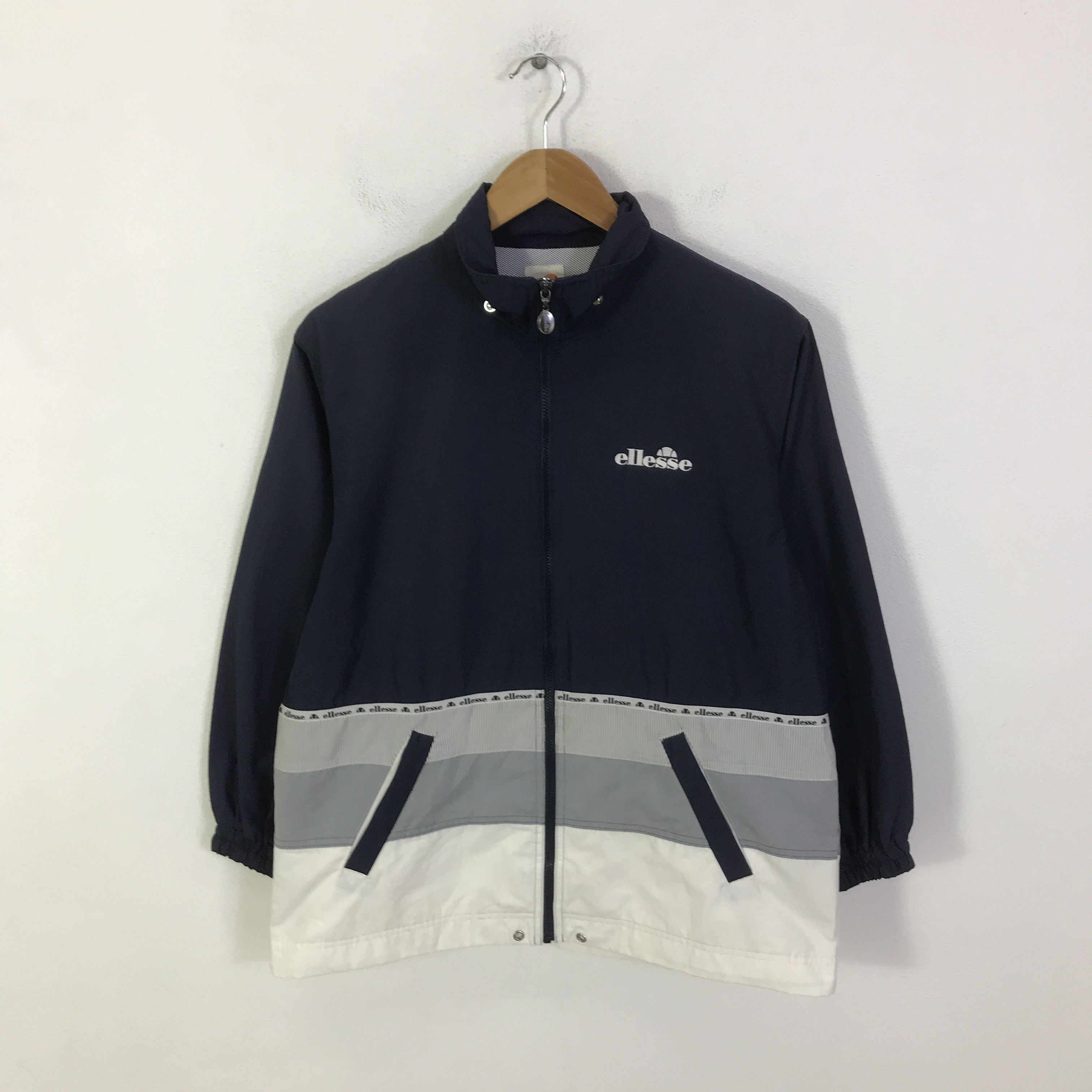 Ellesse ellesse light jacket K119B8 Size M / US 6-8 / IT 42-44 - 1 Thumbnail