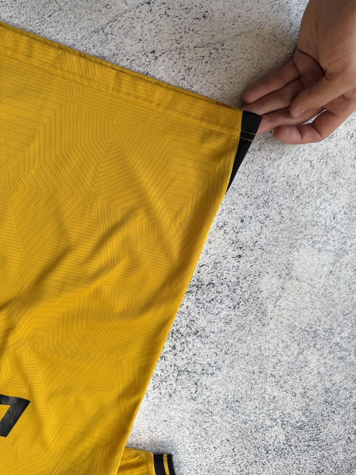 Vintage Wolverhampton Wanderers Sudu 2024/2025 Wolves shirt size M Size US M / EU 48-50 / 2 - 12 Thumbnail