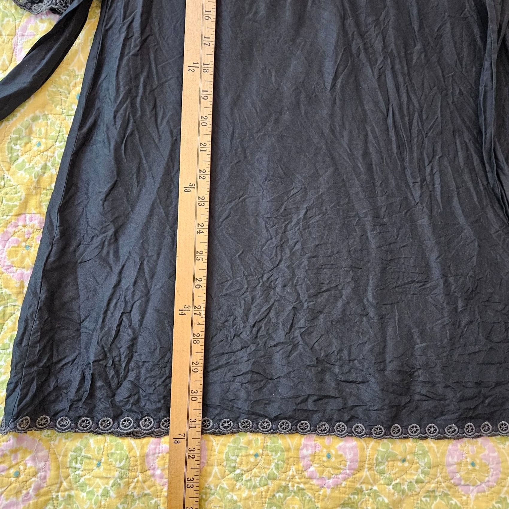 Bcbgmaxazria BCBGMAXAZRIA Dress Women's Embroidered Floral Silk Black XS A-Line Long Sleeve V-Neck Short Size XS / US 0-2 / IT 36-38 - 5 Thumbnail