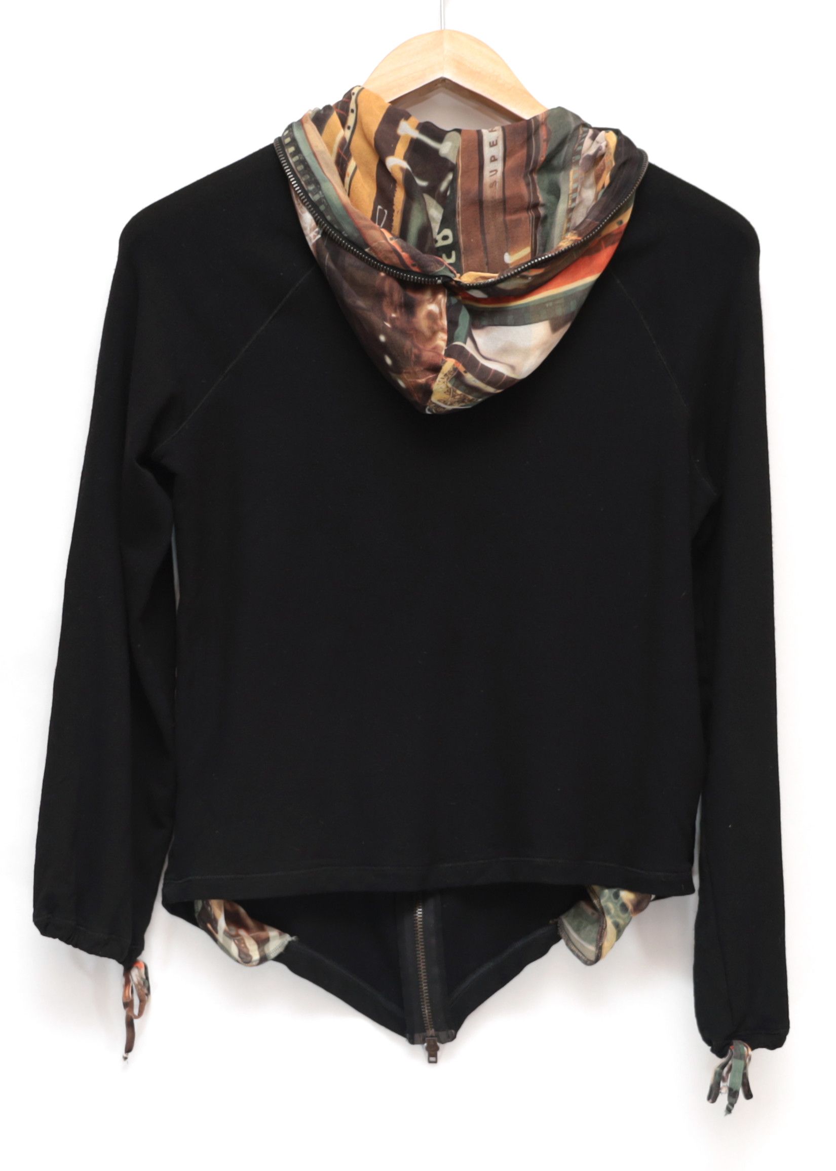 Jean Paul Gaultier Jean Paul Gaultier Vintage Black Cinema Zip Through Hoodie Size M / US 6-8 / IT 42-44 - 4 Thumbnail