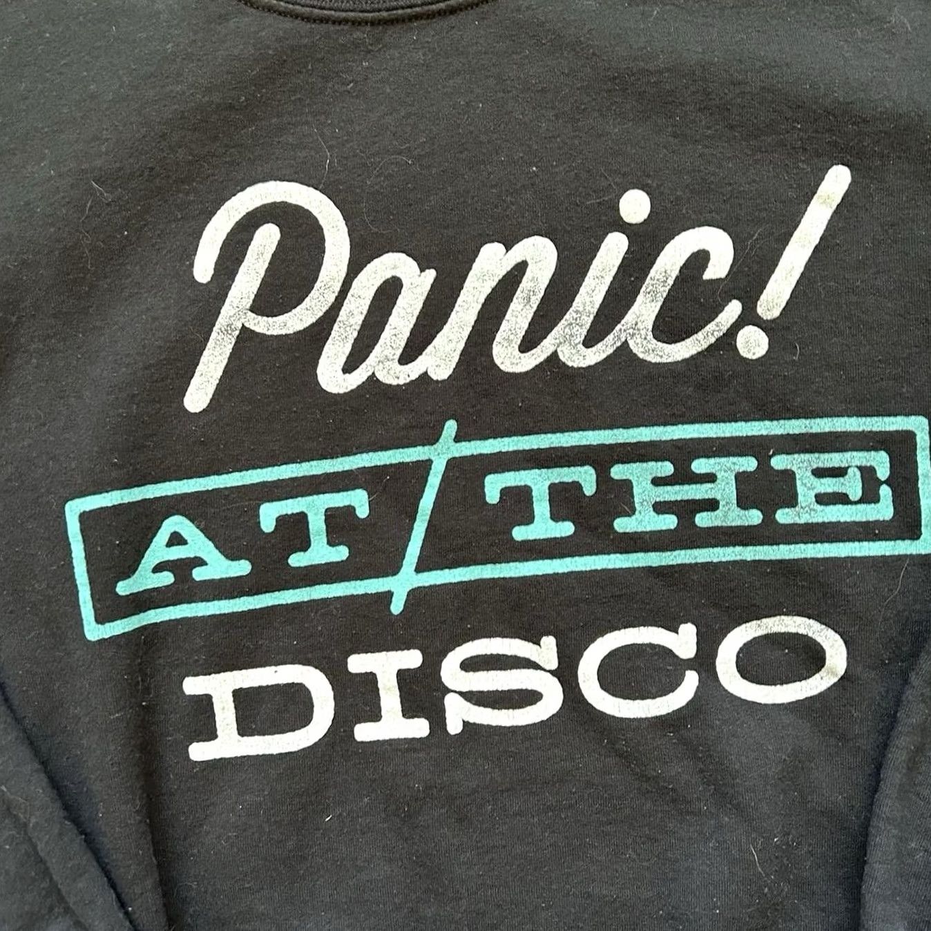 Gildan 2000s Gildan Panic At The Disco band sweatshirt Small Black Pullover Size US S / EU 44-46 / 1 - 2 Thumbnail