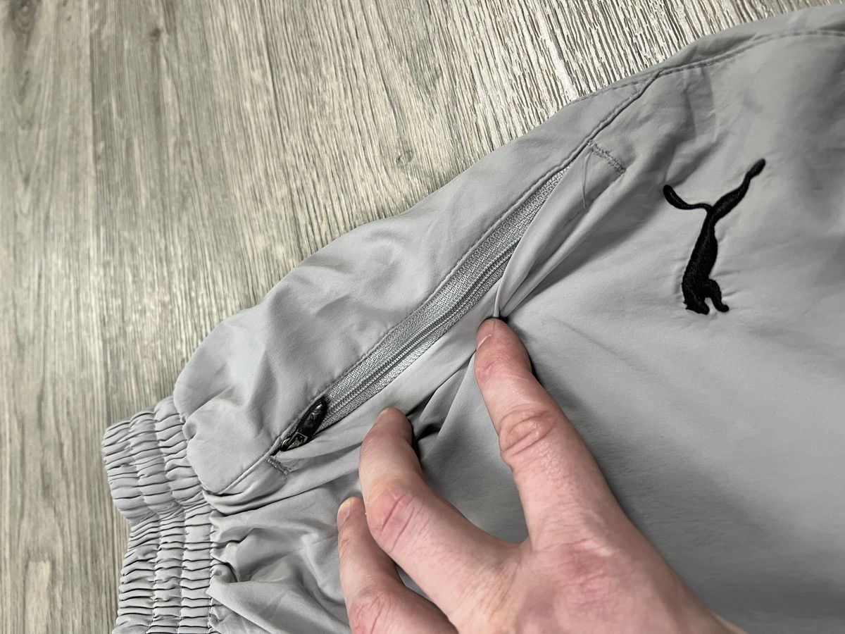 Puma VINTAGE 90s PUMA Nylon Track Pants Size L Size US 33 - 6 Thumbnail
