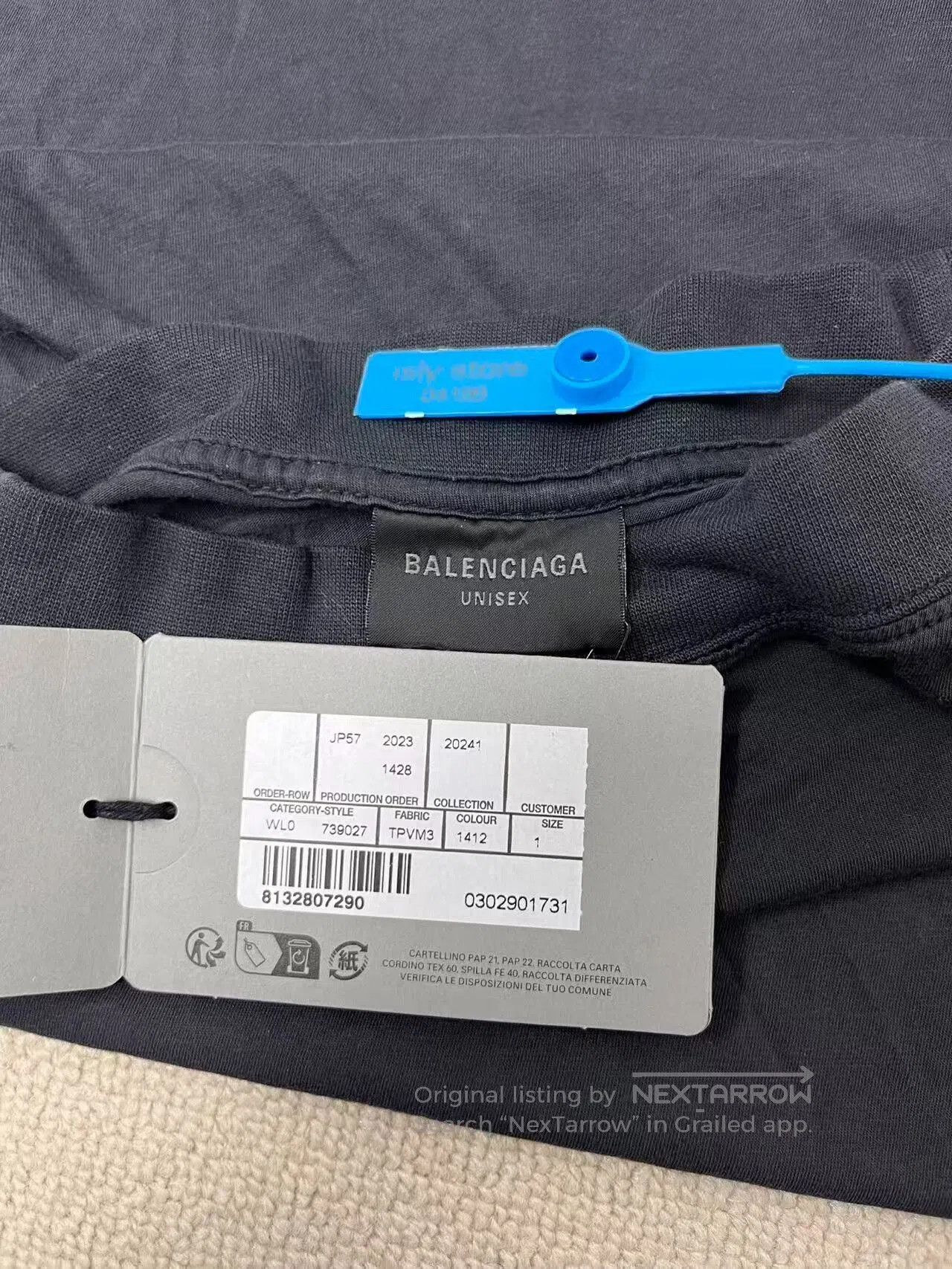 Balenciaga Balenciaga Men's Logo Print Long Sleeve T-Shirt. Size US S / EU 44-46 / 1 - 5 Thumbnail