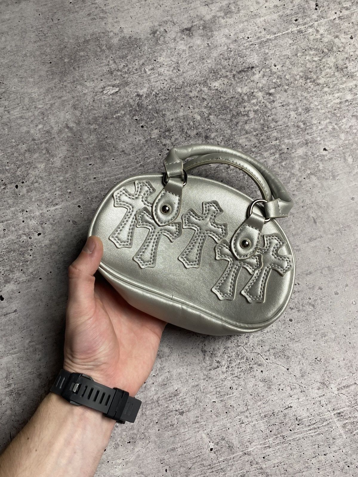 Vintage Vintage Silver Chrome Logo Bag Size ONE SIZE - 1 Thumbnail