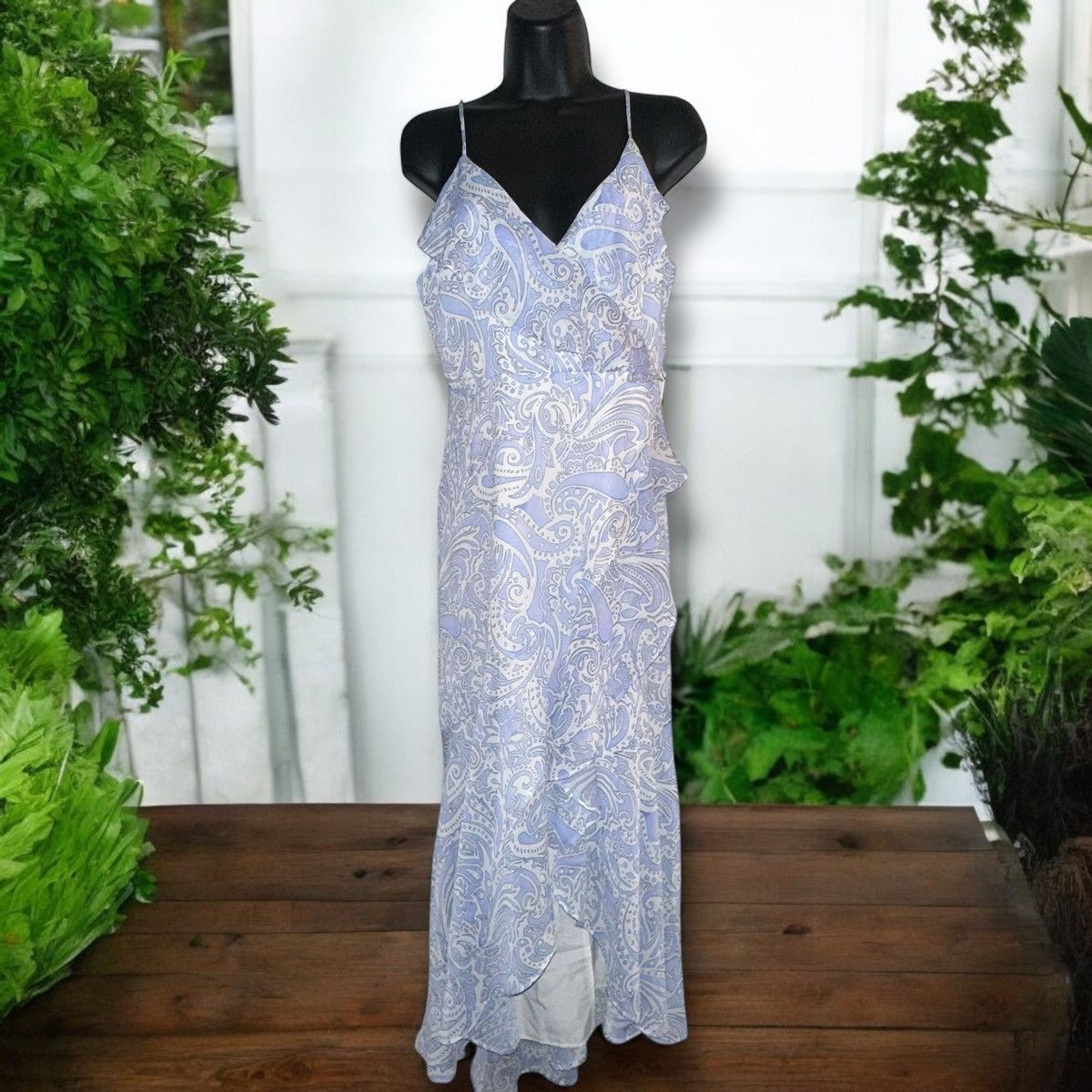 Express Express blue paisley ruffled faux wrap high low hem dress Size S / US 4 / IT 40 - 1 Thumbnail