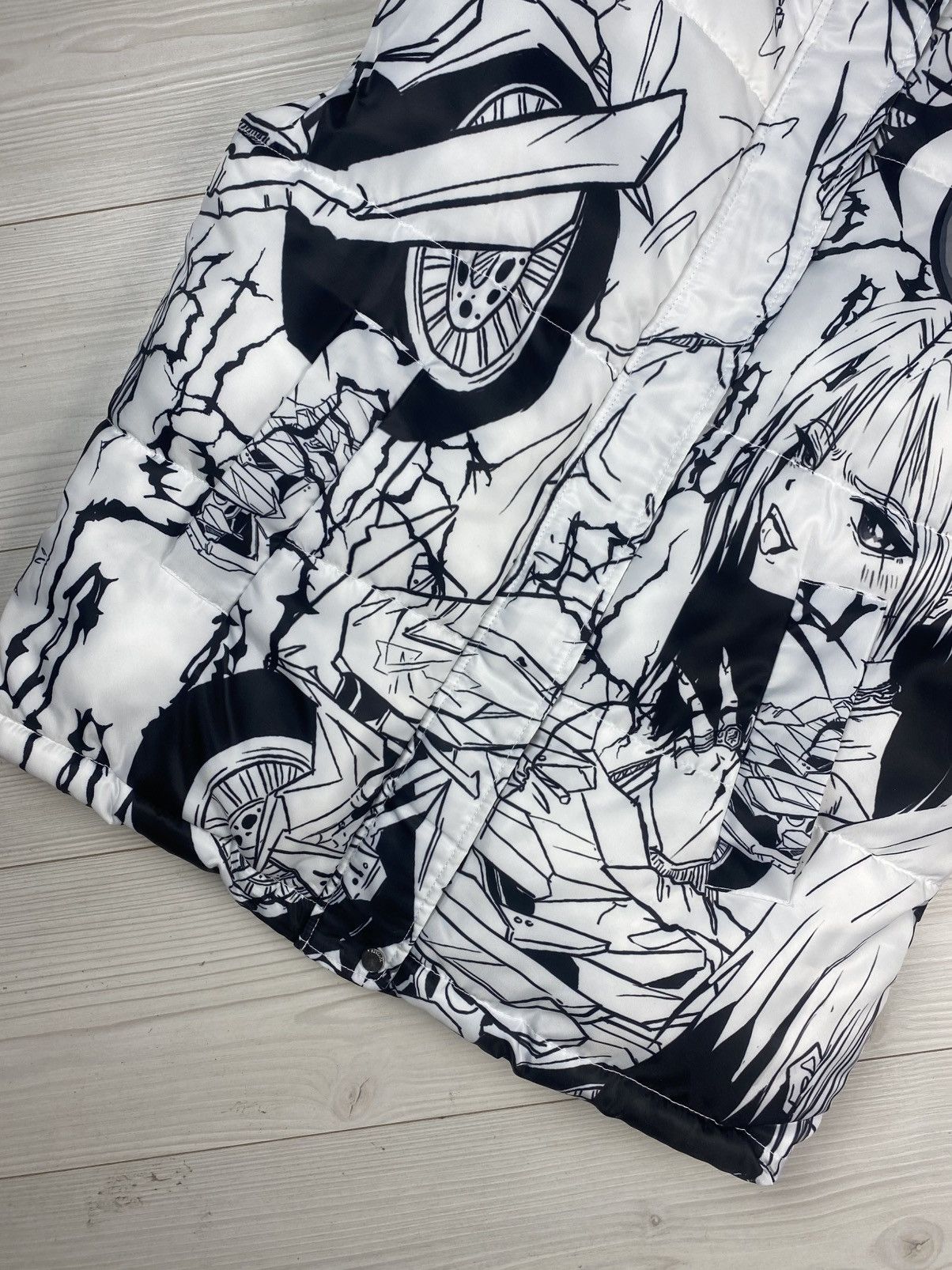 Bershka × Billie Eilish Bershka Billie eilish anime vest y2k Size US M / EU 48-50 / 2 - 4 Thumbnail